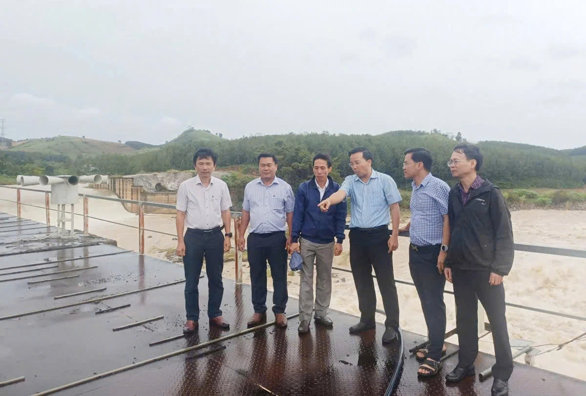 Thủy điện tích nước làm ngập đất sản xuất nhưng "không thiện chí" đền bù cho dân - Ảnh 3.