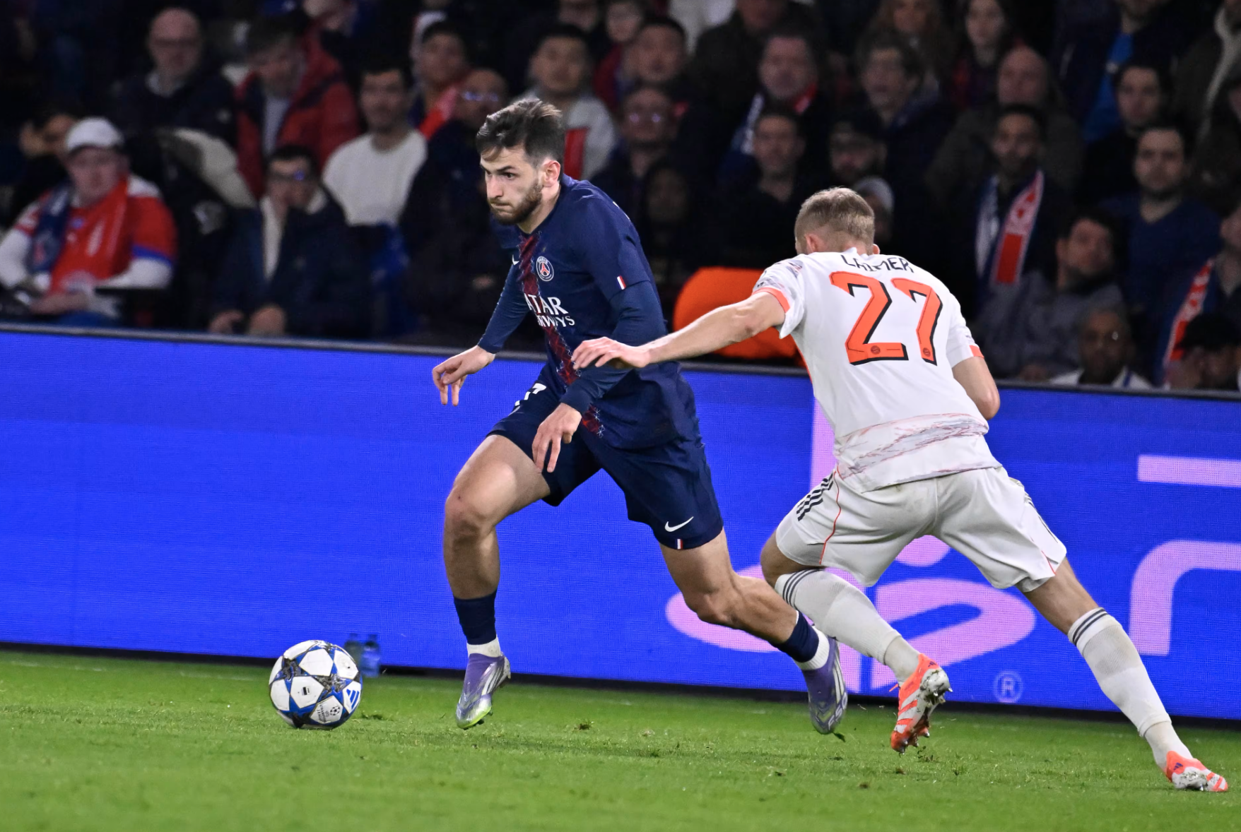 Champions League: Bayern Munich hạ gục "vua châu Âu", thẻ đỏ gây tranh cãi - Ảnh 2.
