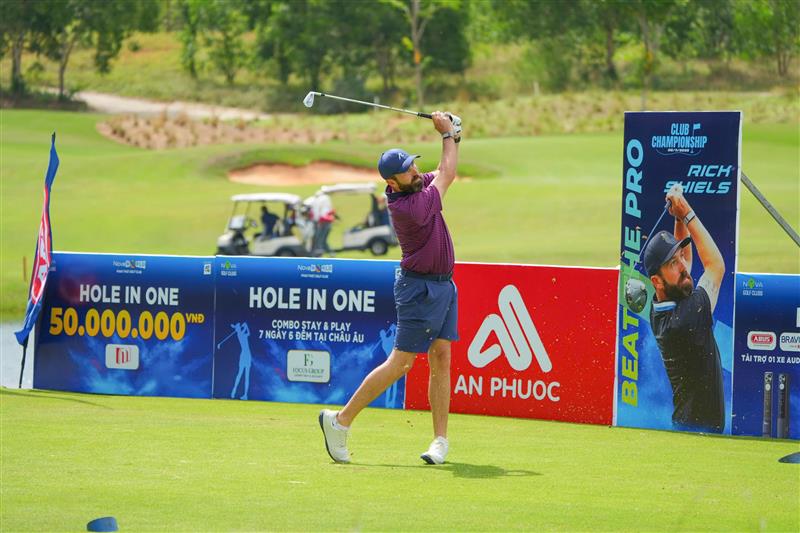 NovaGroup đ&oacute;ng g&oacute;p hơn 700 triệu đồng hỗ trợ cộng đồng qua giải NovaWorld Club Championship 2025 - Ảnh 3.