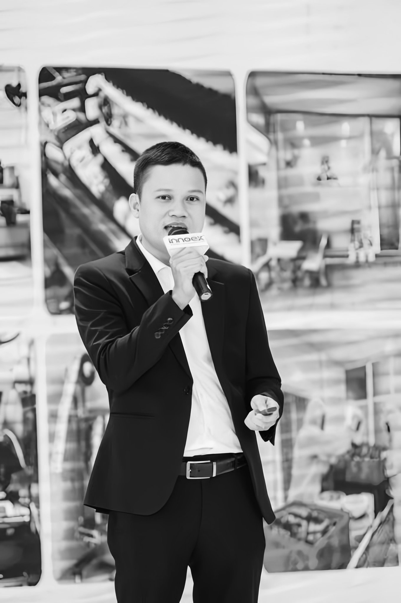 Từ sự ra đi của người sáng lập thương hiệu Cà men, bác sĩ cảnh báo: Đột quỵ không chừa ai - Ảnh 1.