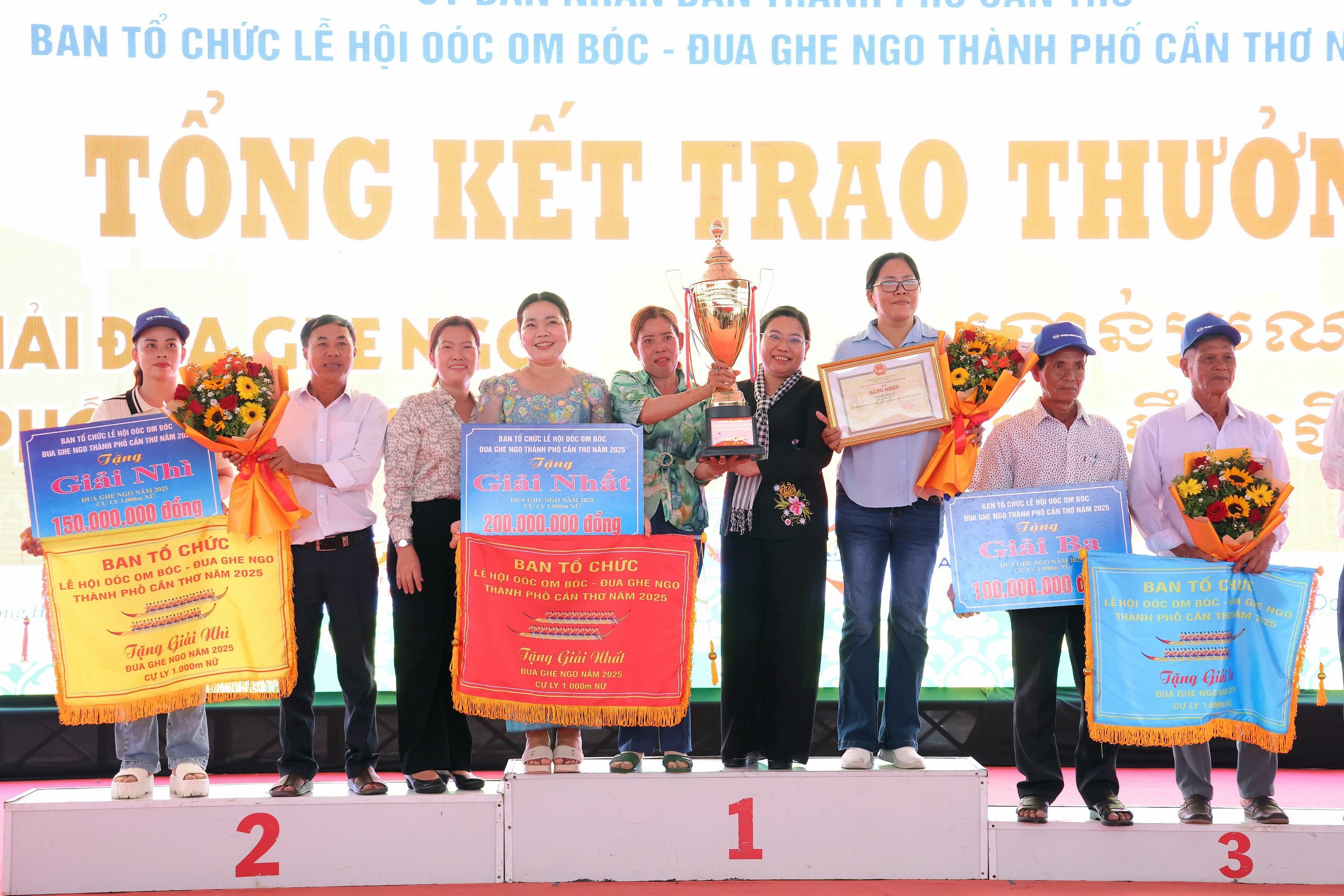 Giải đua ghe ngo TP Cần Thơ: Sự kiện thể thao vua của đồng bào Khmer - Ảnh 14.