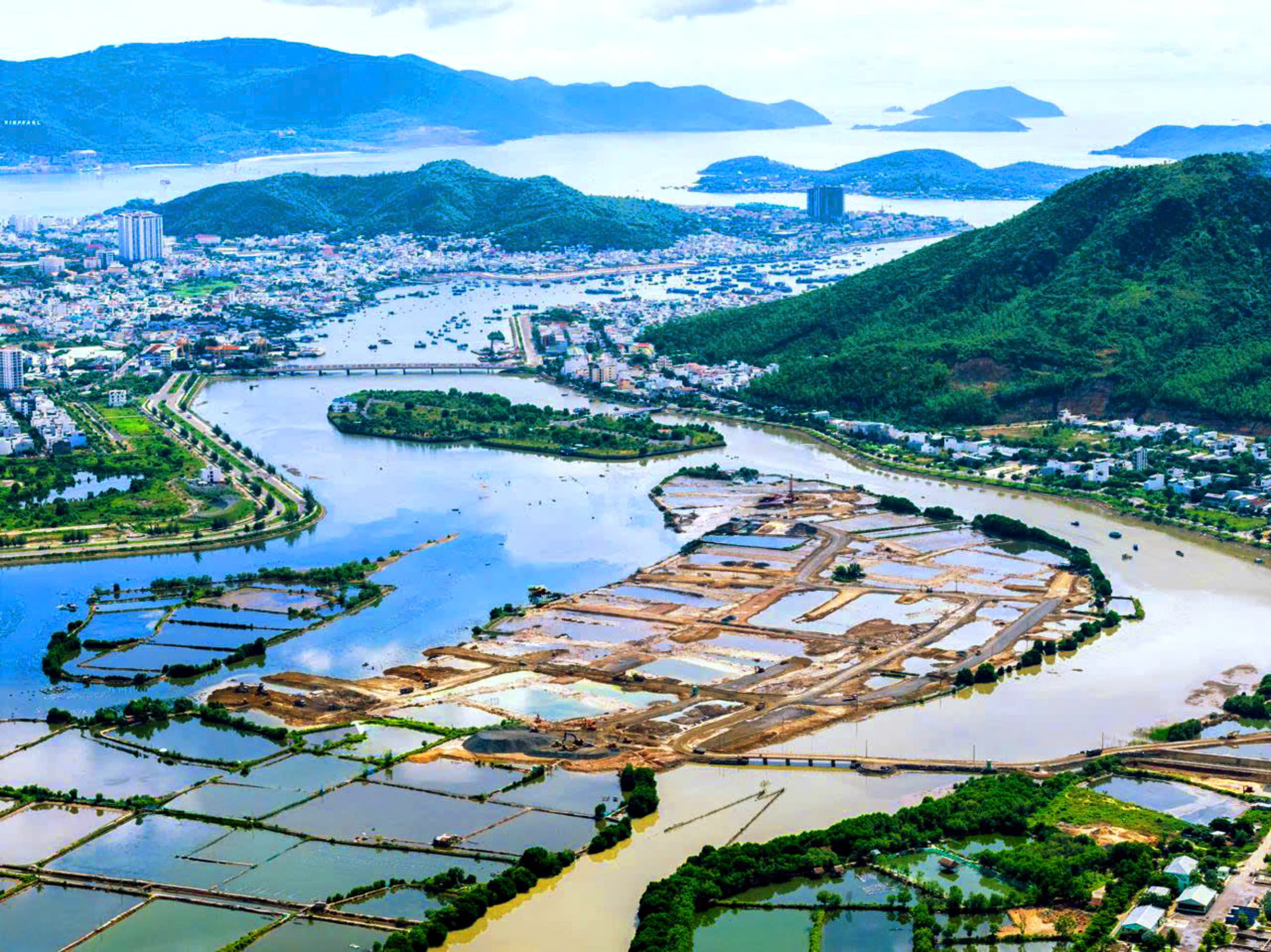 Khánh Hòa vào giai đoạn cất cánh - Ảnh 1.