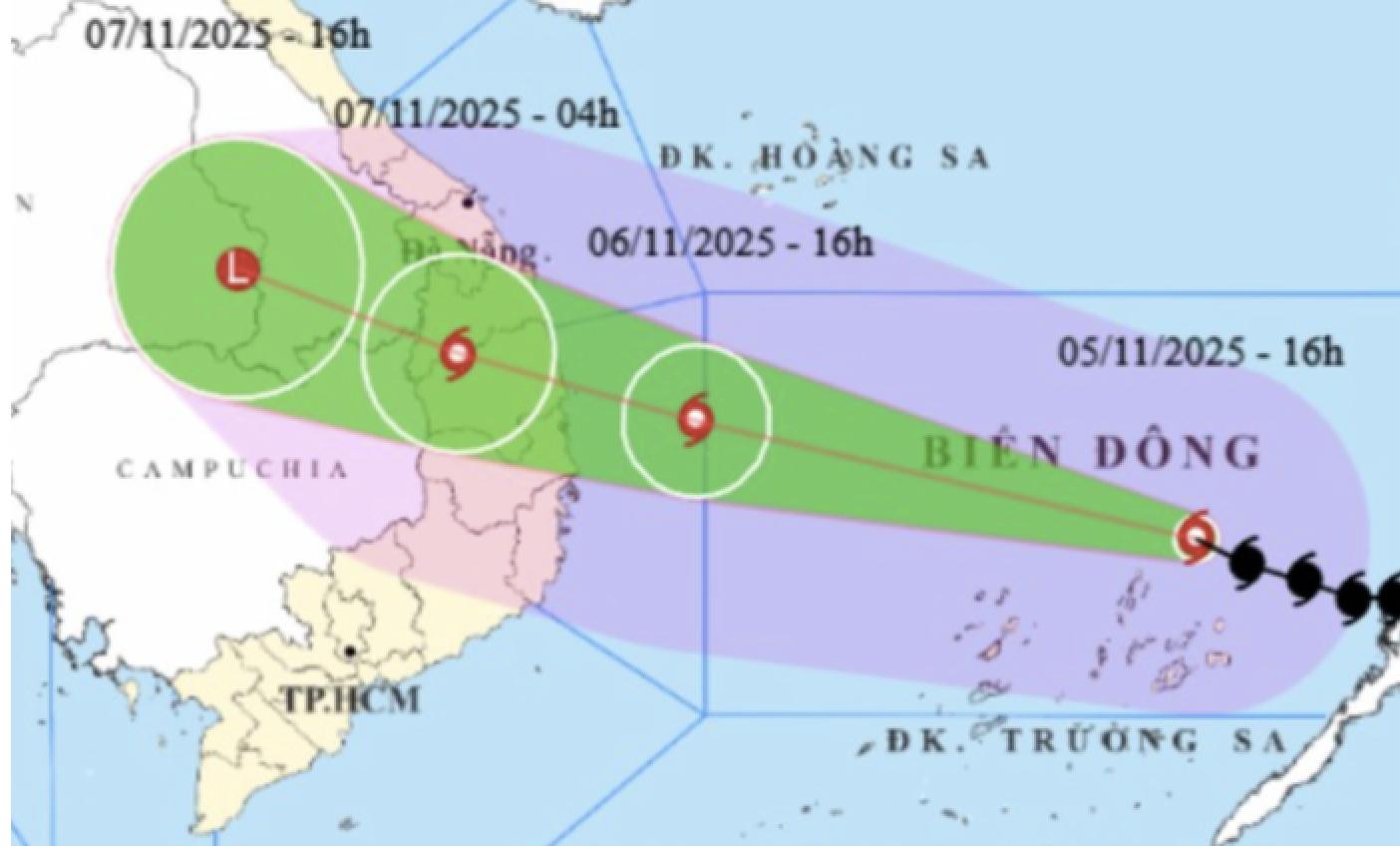 UBND TP HCM chỉ đạo ứng ph&oacute; b&atilde;o Kalmaegi để hạn chế thiệt hại - Ảnh 1.