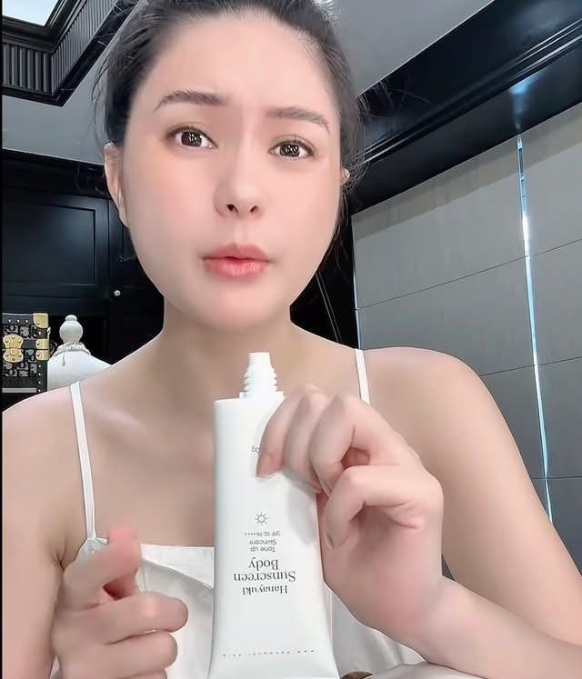 Toàn cảnh lùm xùm mỹ phẩm khiến chồng Đoàn Di Băng bị bắt - Ảnh 1.