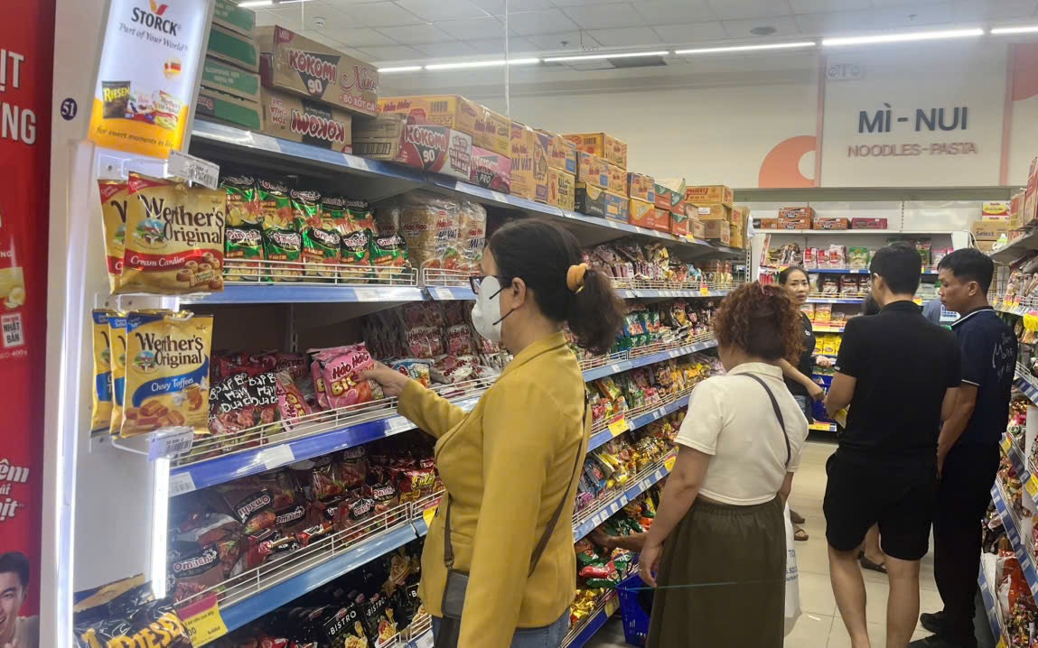 Tỉnh Gia Lai họp khẩn, hỗ trợ kinh phí cho hơn 100.000 hộ dân tránh bão số 13 Kalmaegi