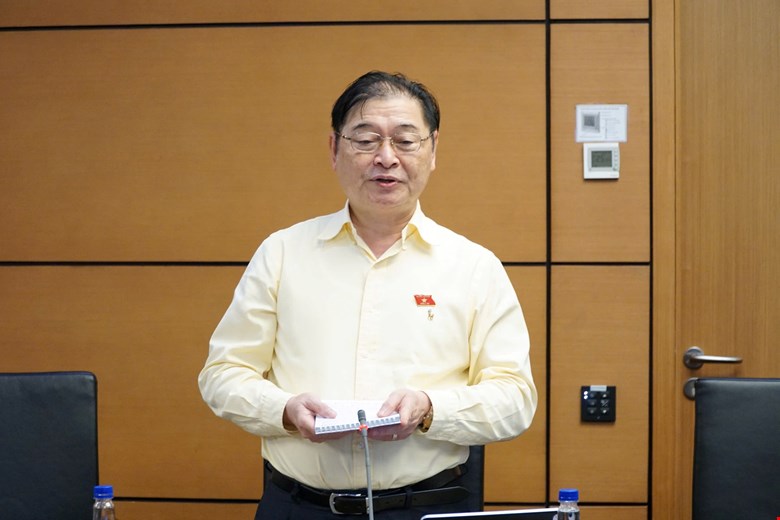 Đại biểu Quốc hội: AI sáng tác nhạc, làm bài tập, khiến con người "lười suy nghĩ" - Ảnh 2.
