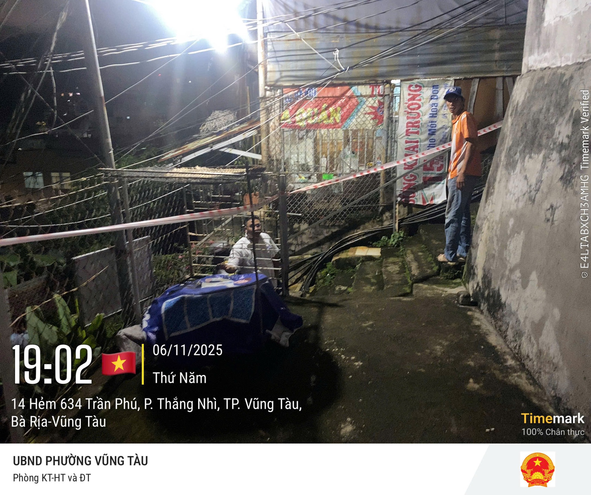 Ngay trong đ&ecirc;m, Vũng T&agrave;u di dời 81 người khỏi khu vực c&oacute; nguy cơ sạt lở - Ảnh 4.