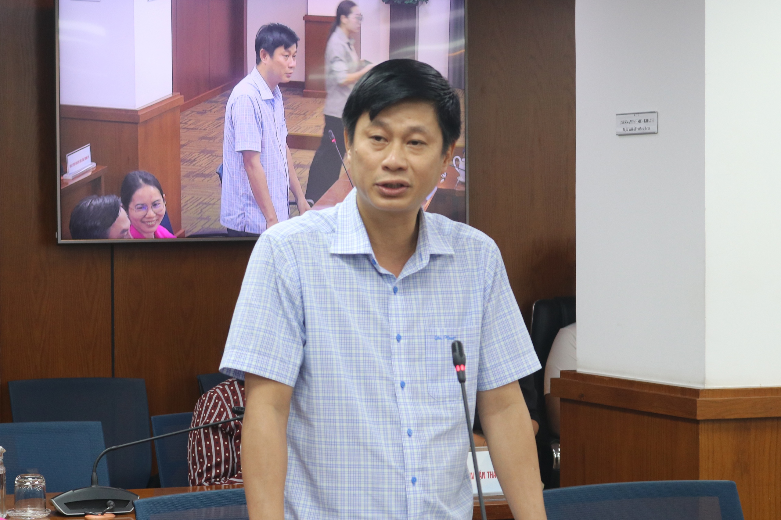 TP HCM cảnh b&aacute;o triều cường vượt lịch sử, nguy cơ mưa lớn do ảnh hưởng b&atilde;o Kalmaegi - Ảnh 1.