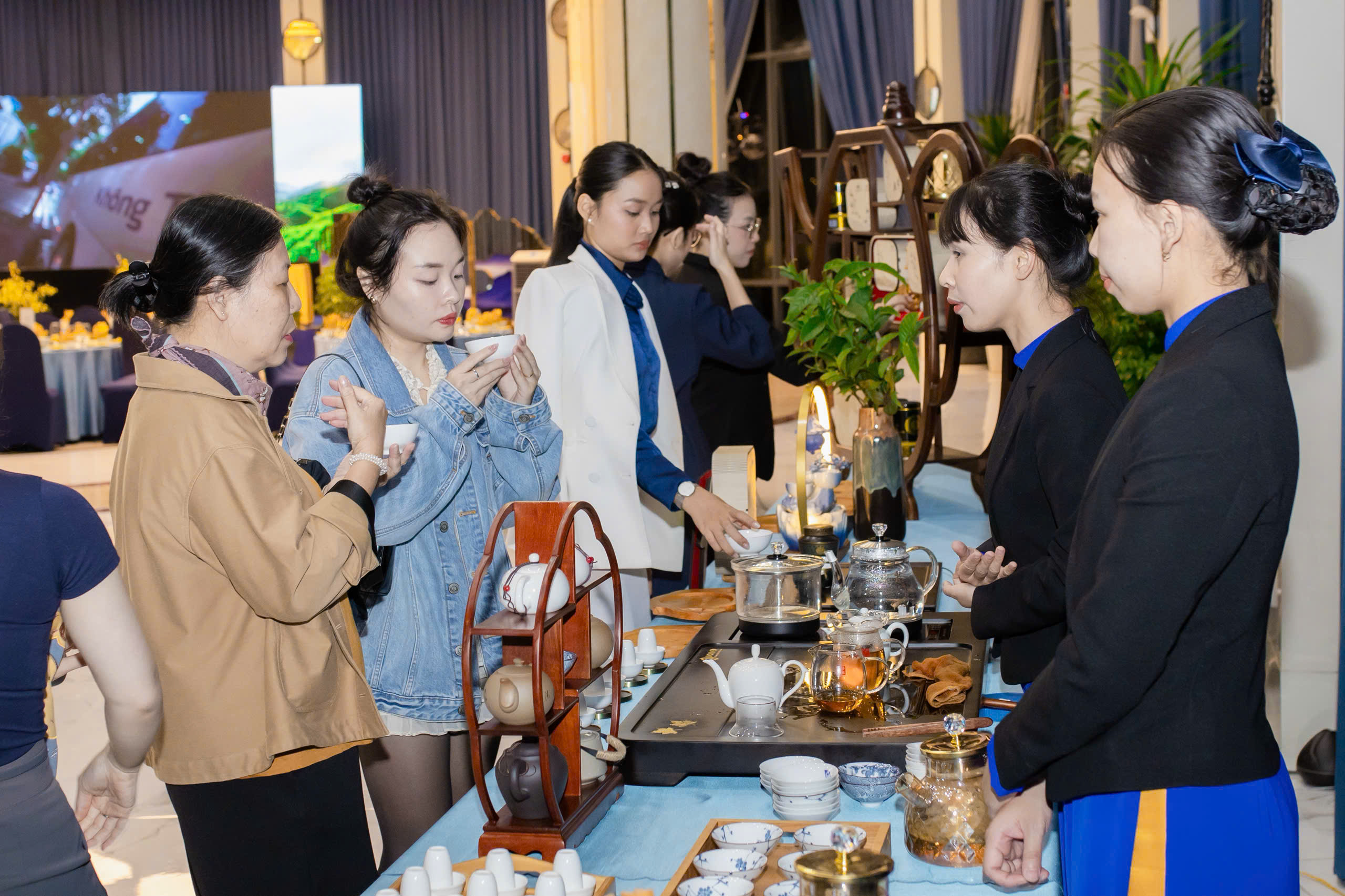 Thi khởi nghiệp về tr&agrave; d&agrave;nh cho sinh vi&ecirc;n với giải thưởng l&ecirc;n đến 300 triệu đồng - Ảnh 2.