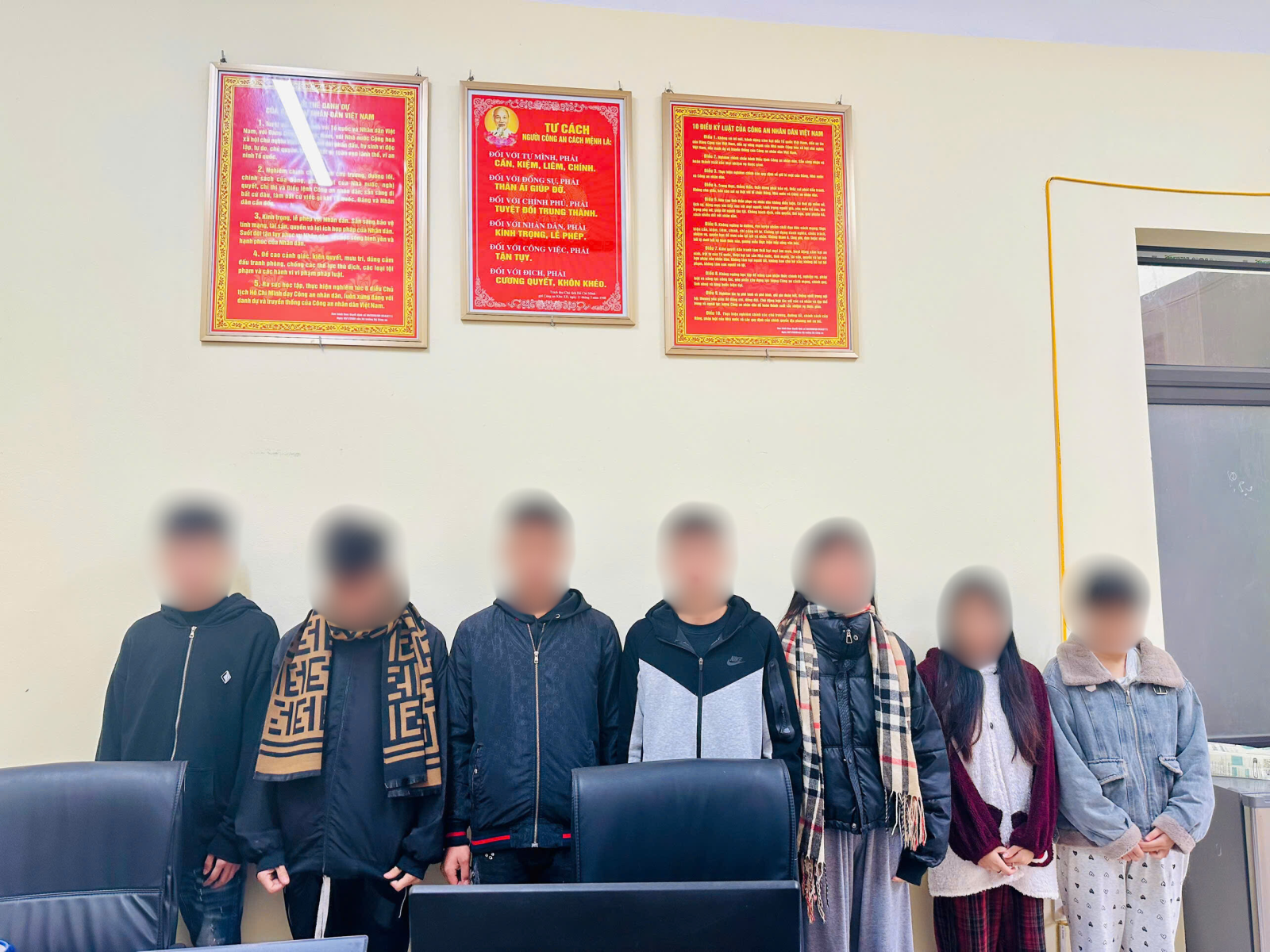 7 Nam nữ thanh niên trộm cắp tài sản tại chùa Giác Quang bị điều tra - Ảnh 1.