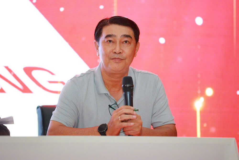 Quả b&oacute;ng v&agrave;ng Việt Nam 2025: Dấu mốc 30 năm t&ocirc;n vinh những ng&ocirc;i sao b&oacute;ng đ&aacute; - Ảnh 3.