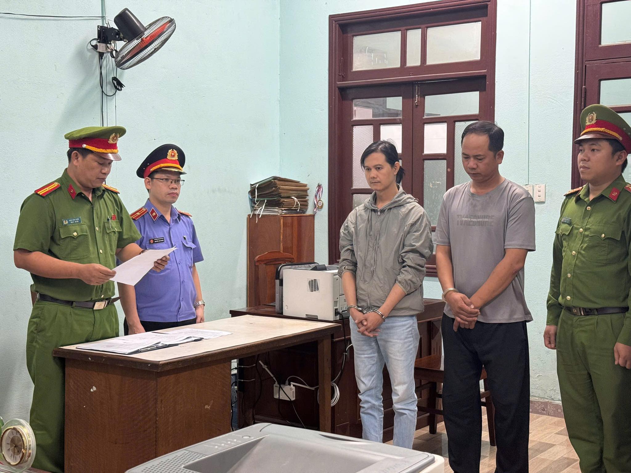 T&agrave;i xế c&ocirc;ng nghệ bị h&agrave;nh hung giữa phố: Kết quả điều tra từ c&ocirc;ng an Đ&agrave; Nẵng - Ảnh 1.
