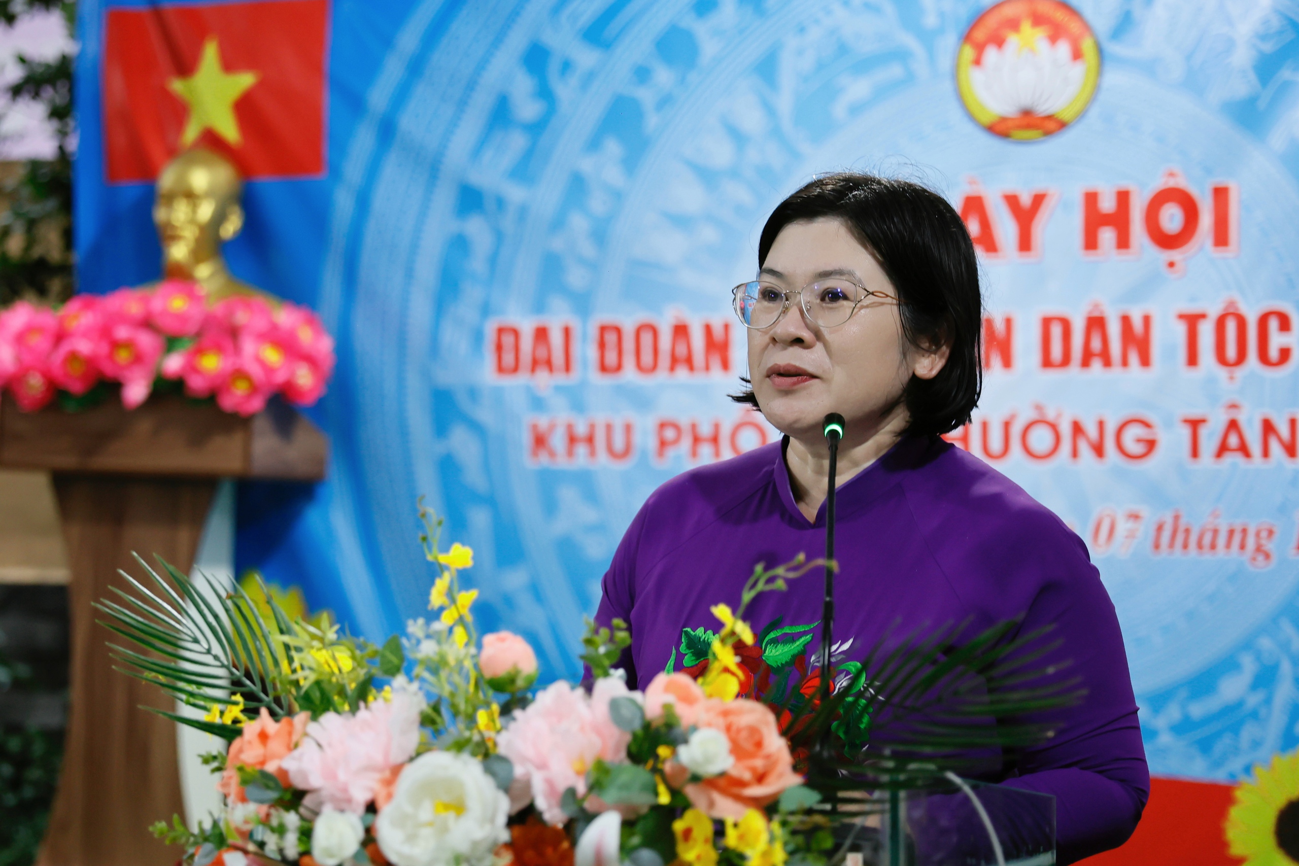 Phó Bí thư Thành ủy TP HCM: Phát huy tinh thần tự quản để xây dựng khu dân cư đoàn kết, ấm no - Ảnh 1.