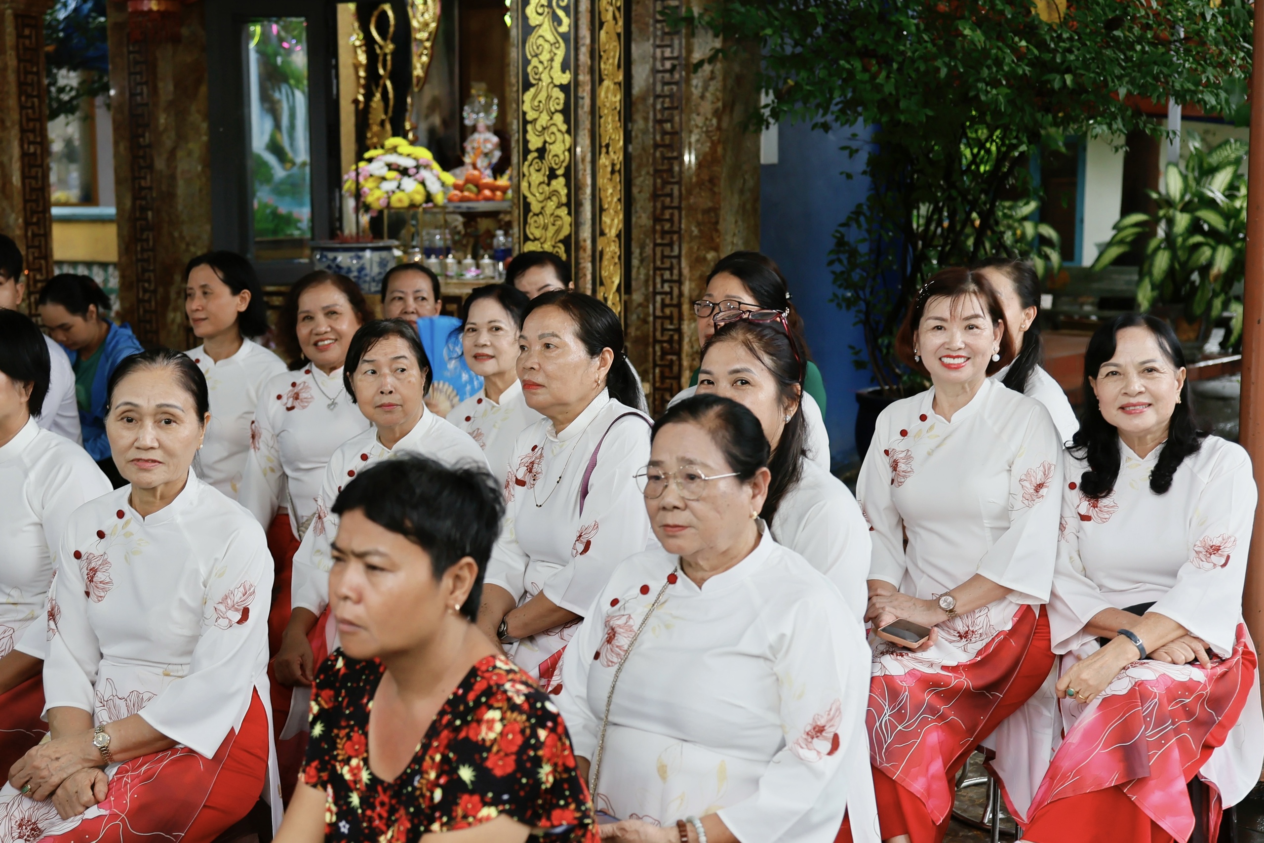 Phó Bí thư Thành ủy TP HCM: Phát huy tinh thần tự quản để xây dựng khu dân cư đoàn kết, ấm no - Ảnh 5.