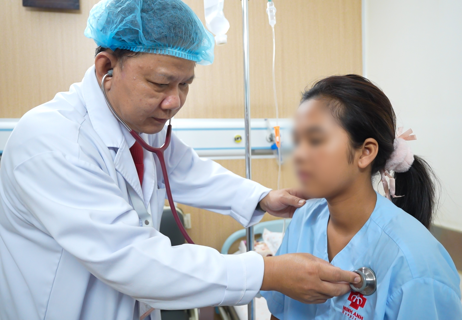 Bệnh viện Đa khoa Quốc tế Minh Anh phẫu thuật th&agrave;nh c&ocirc;ng bệnh nhi nữ 14 tuổi - Ảnh 1.