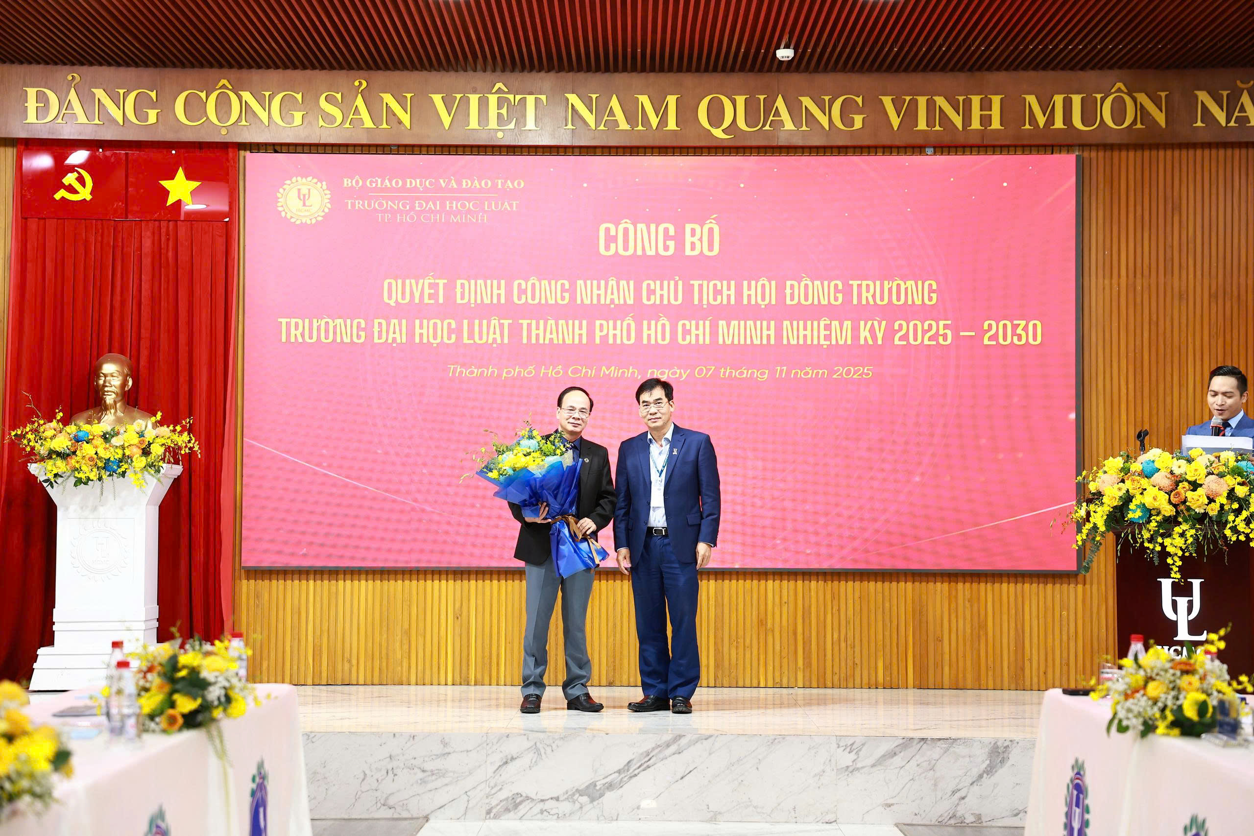 TS L&ecirc; Trường Sơn tiếp tục l&agrave;m Hiệu trưởng Trường ĐH Luật TP HCM - Ảnh 1.