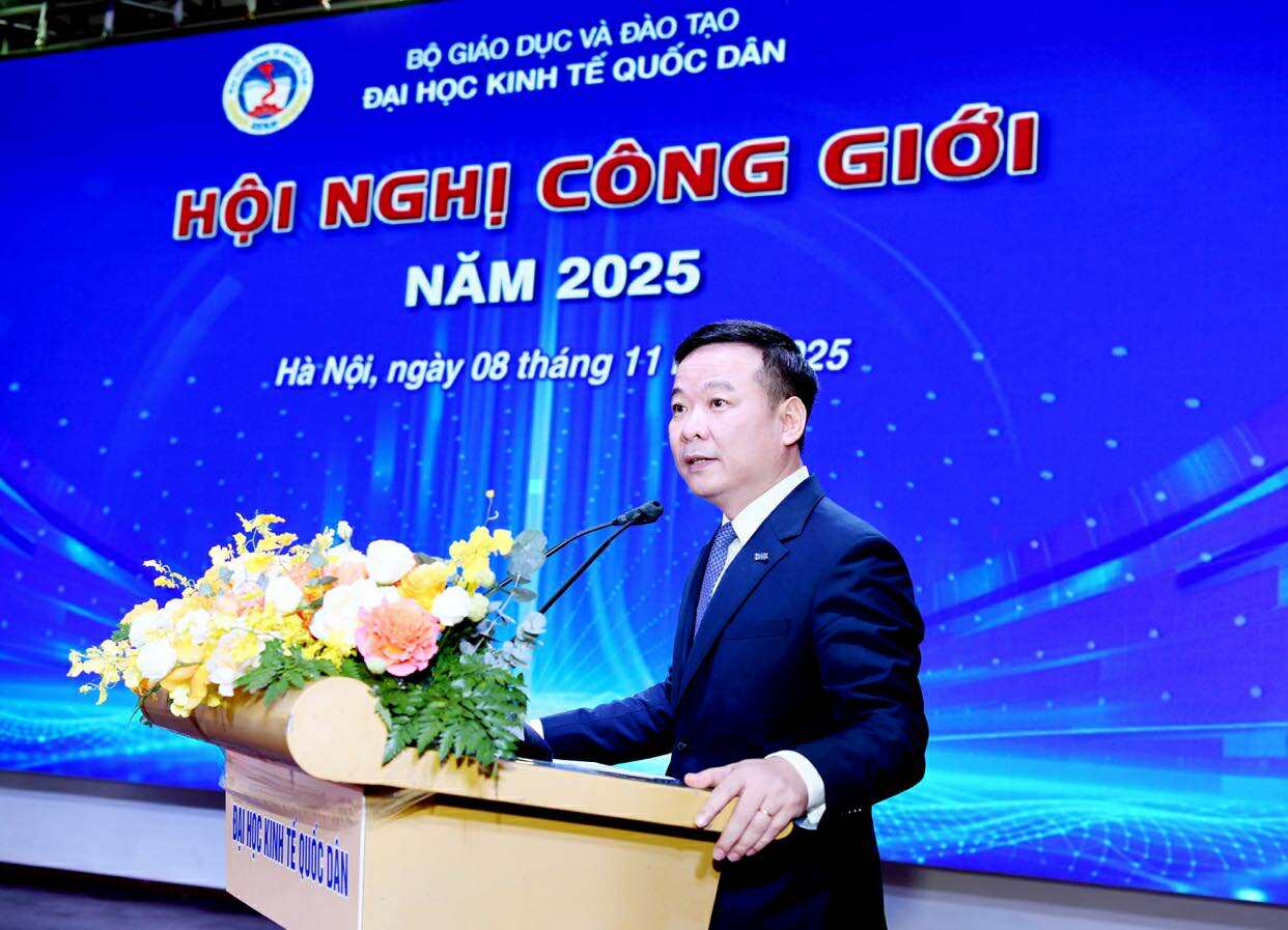 Giải bài toán làm thế nào để sinh viên ra trường có thể làm việc ngay - Ảnh 1.