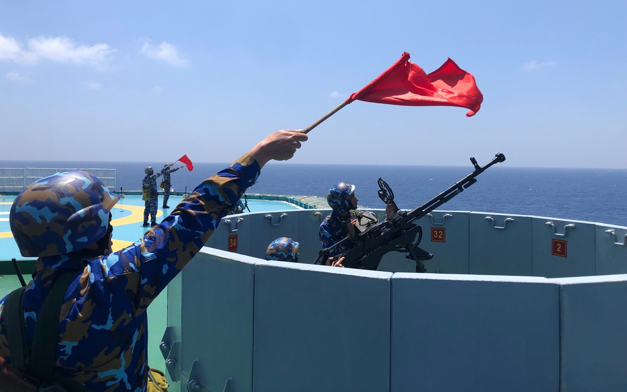 Kỳ vọng "hạ nhiệt" biển Đông - Ảnh 2.