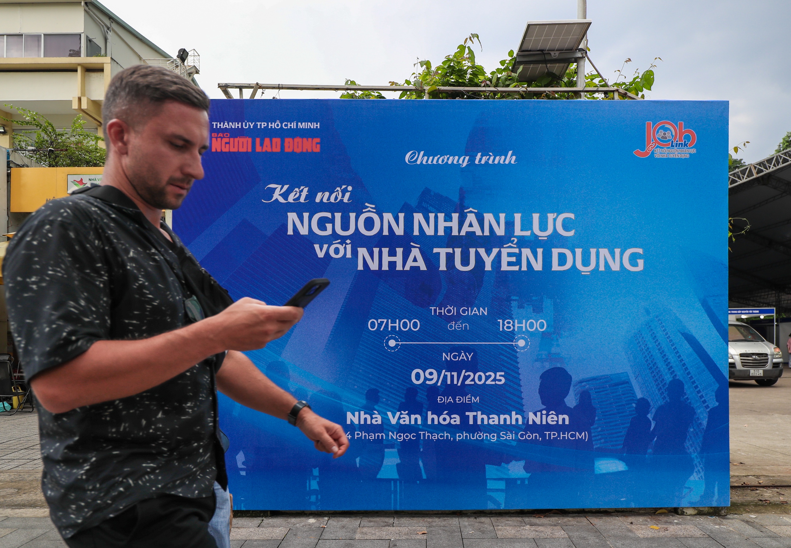 Kh&ocirc;ng kh&iacute; rộn r&agrave;ng trước ng&agrave;y khai mạc Job Link 2025 - Ảnh 13.