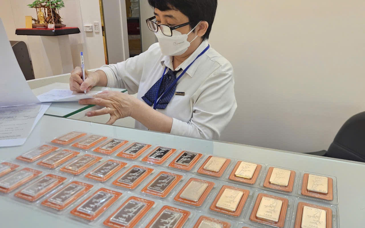 Gi&aacute; bạc h&ocirc;m nay 10 - 11: Tăng mạnh nhờ th&ocirc;ng b&aacute;o quan trọng từ Mỹ - Ảnh 1.