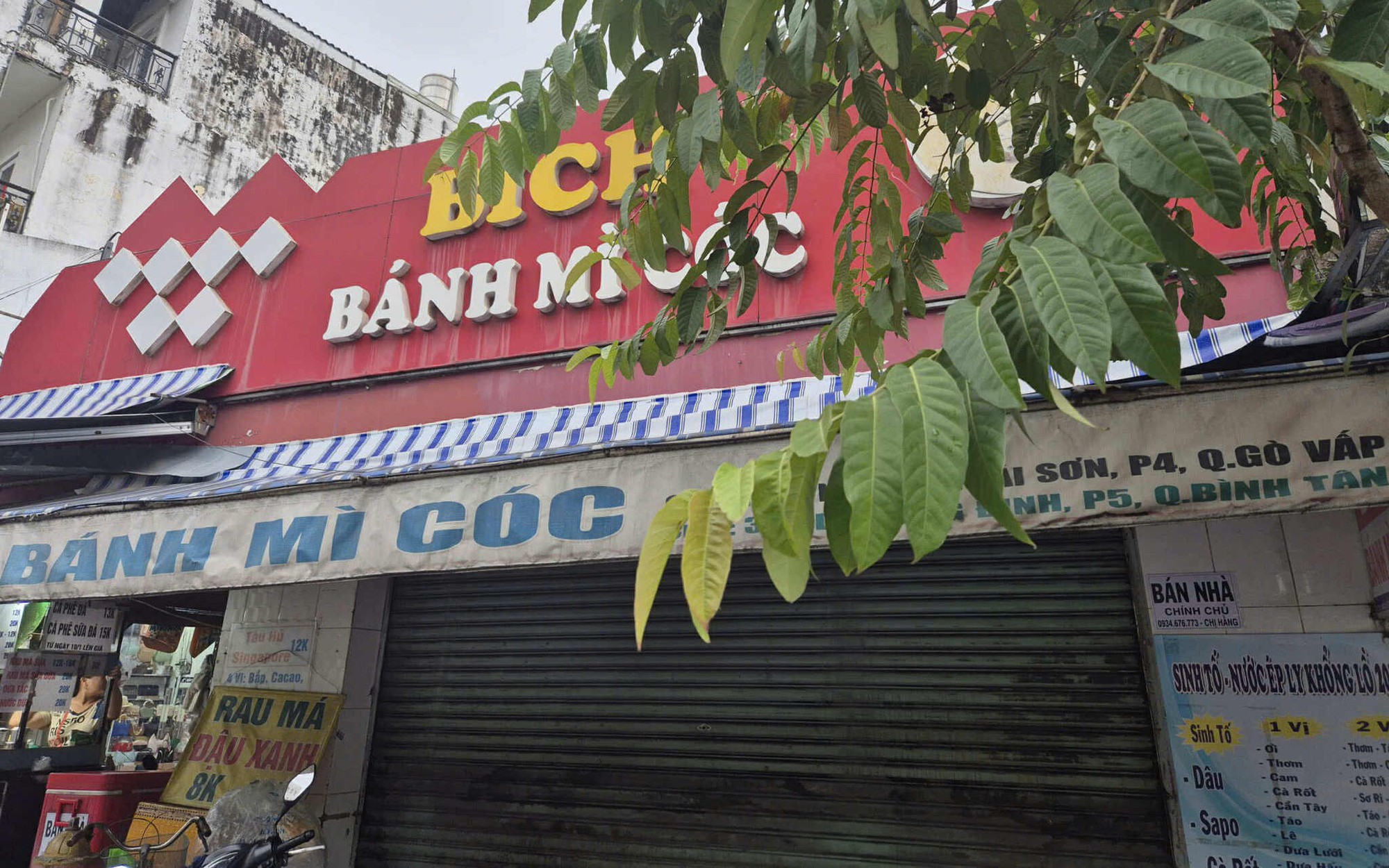 Ni&ecirc;m phong c&aacute;c tủ đựng thức ăn ở tiệm b&aacute;nh m&igrave; c&oacute;c C&ocirc; B&iacute;ch - Ảnh 2.