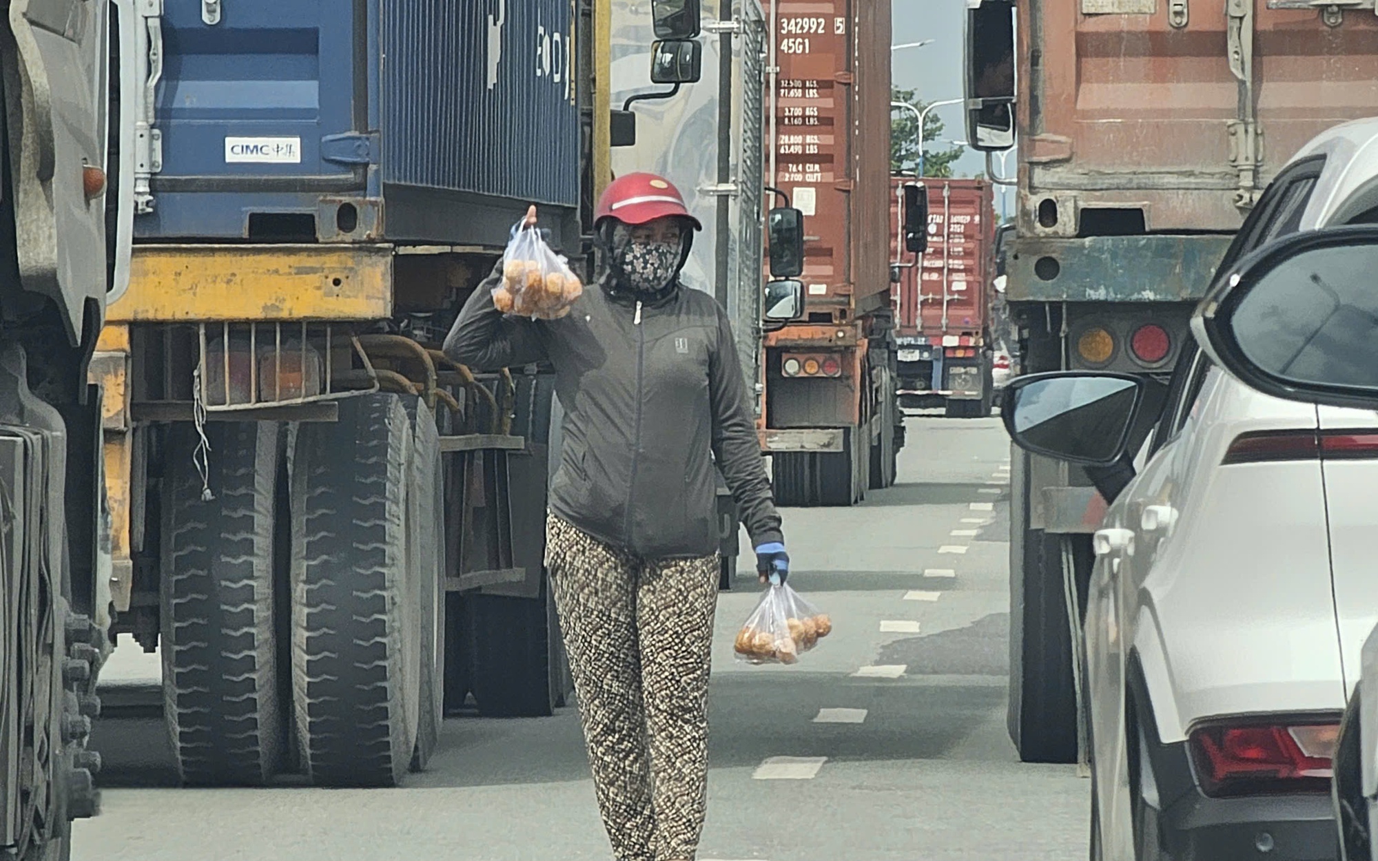 Ám ảnh với xe container trên đường Mỹ Phước - Tân Vạn