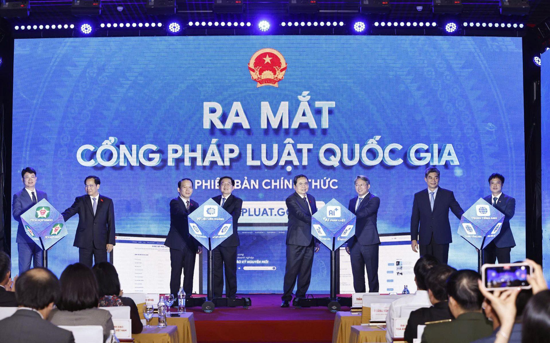 FPT song hành cùng Bộ Tư pháp ra mắt Cổng Pháp luật quốc gia, bước tiến chiến lược cho chuyển đổi số