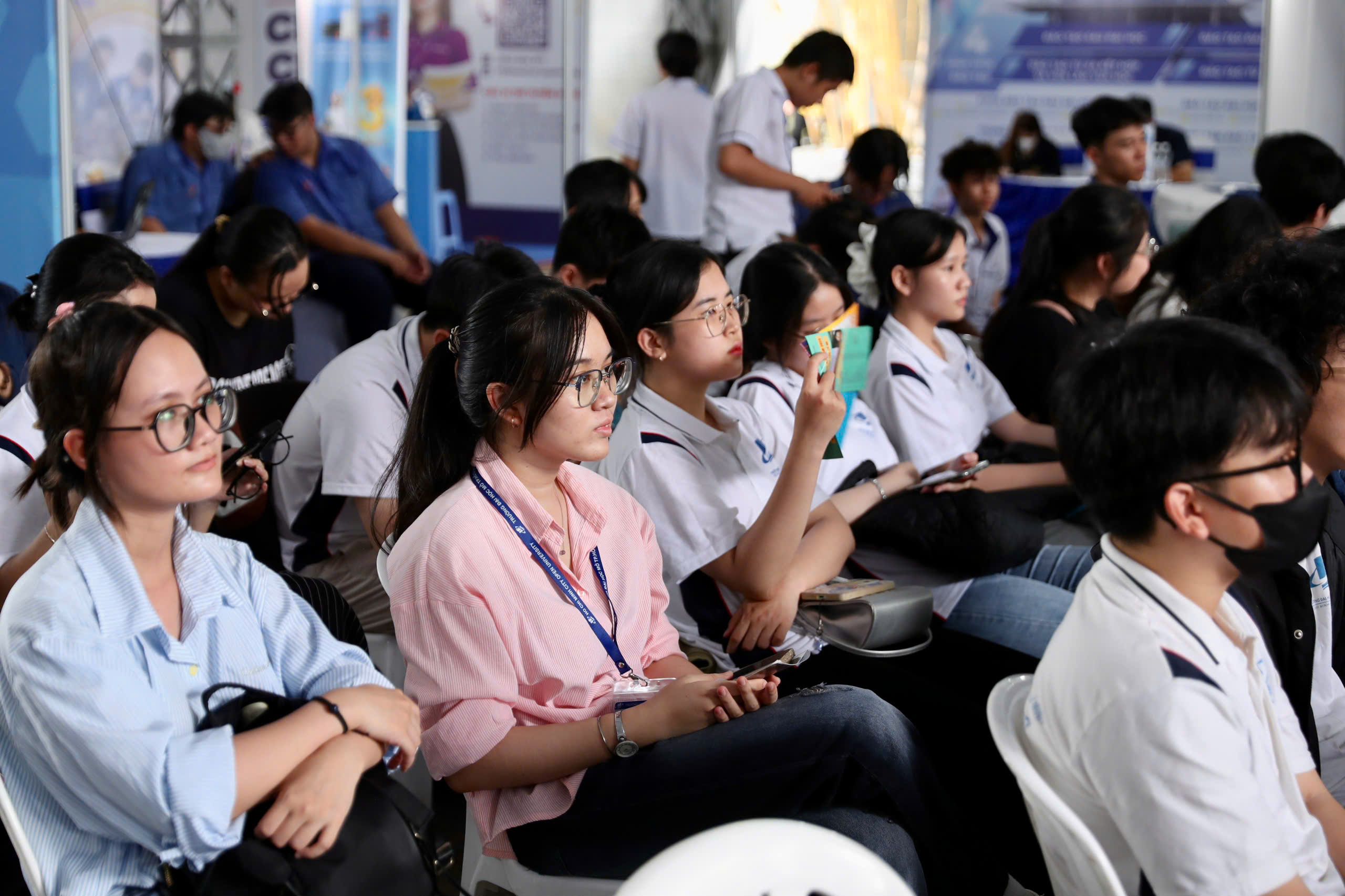 Phó Chủ tịch Hội Doanh nhân Sài Gòn truyền cảm hứng cho người trẻ… hướng nội - Ảnh 2.