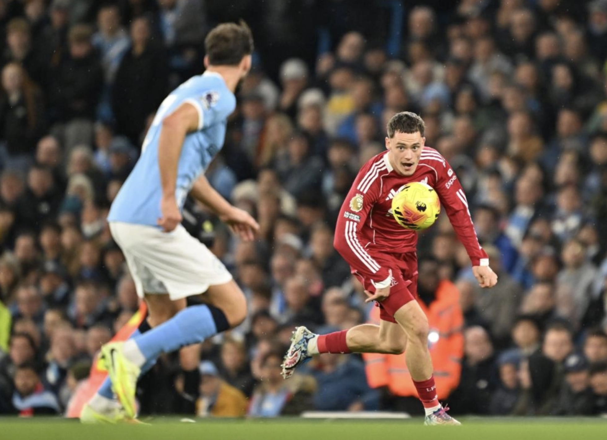 Haaland sắp chạm mốc 100 b&agrave;n, Man City thắng nghiền &eacute;p Liverpool tại Etihad - Ảnh 1.