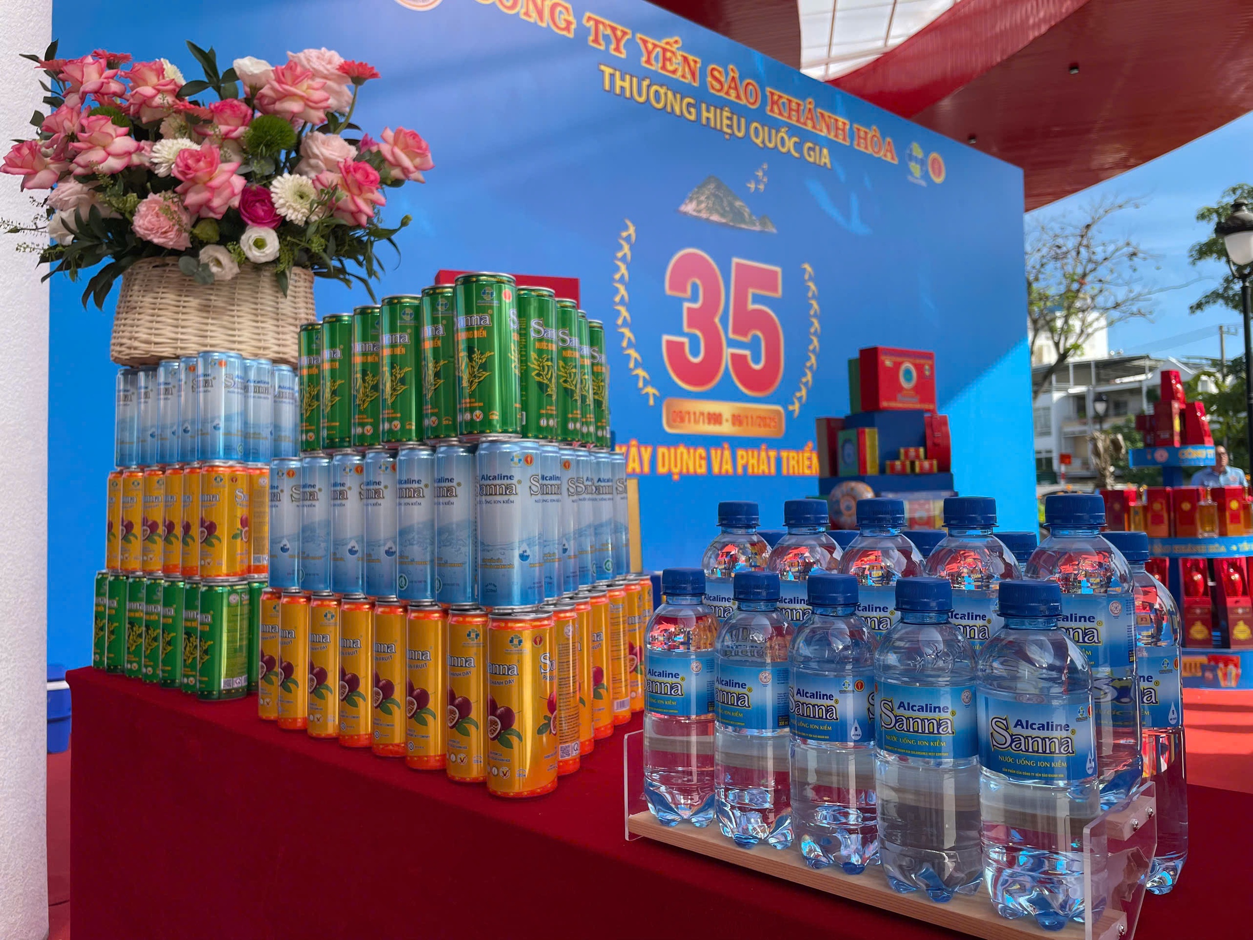 Yến s&agrave;o Kh&aacute;nh H&ograve;a ra mắt sản phẩm mới, tri &acirc;n kh&aacute;ch h&agrave;ng to&agrave;n quốc - Ảnh 2.
