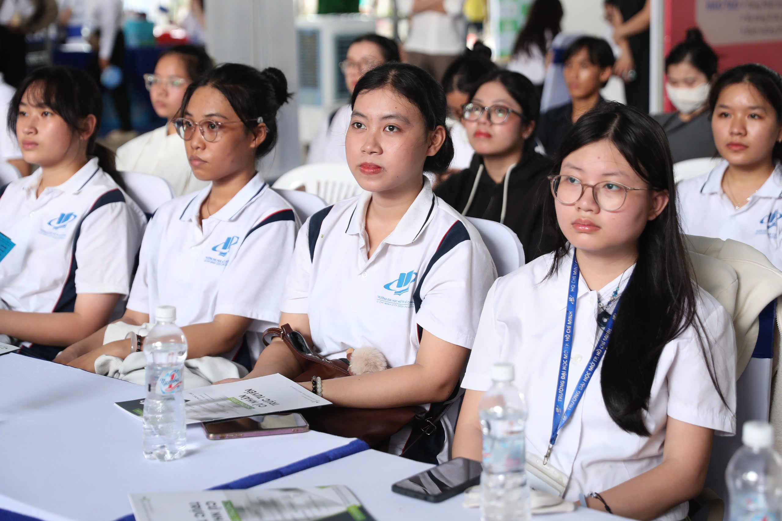 "Người lao động vui, doanh nghiệp mới ph&aacute;t triển" - Ảnh 2.