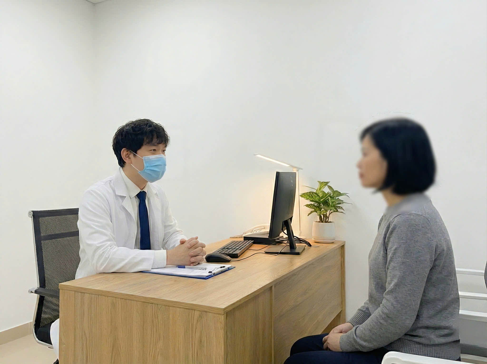 Trị vi&ecirc;m đường tiết niệu bằng mẹo d&acirc;n gian, một phụ nữ bị suy thận giai đoạn 3 - Ảnh 1.