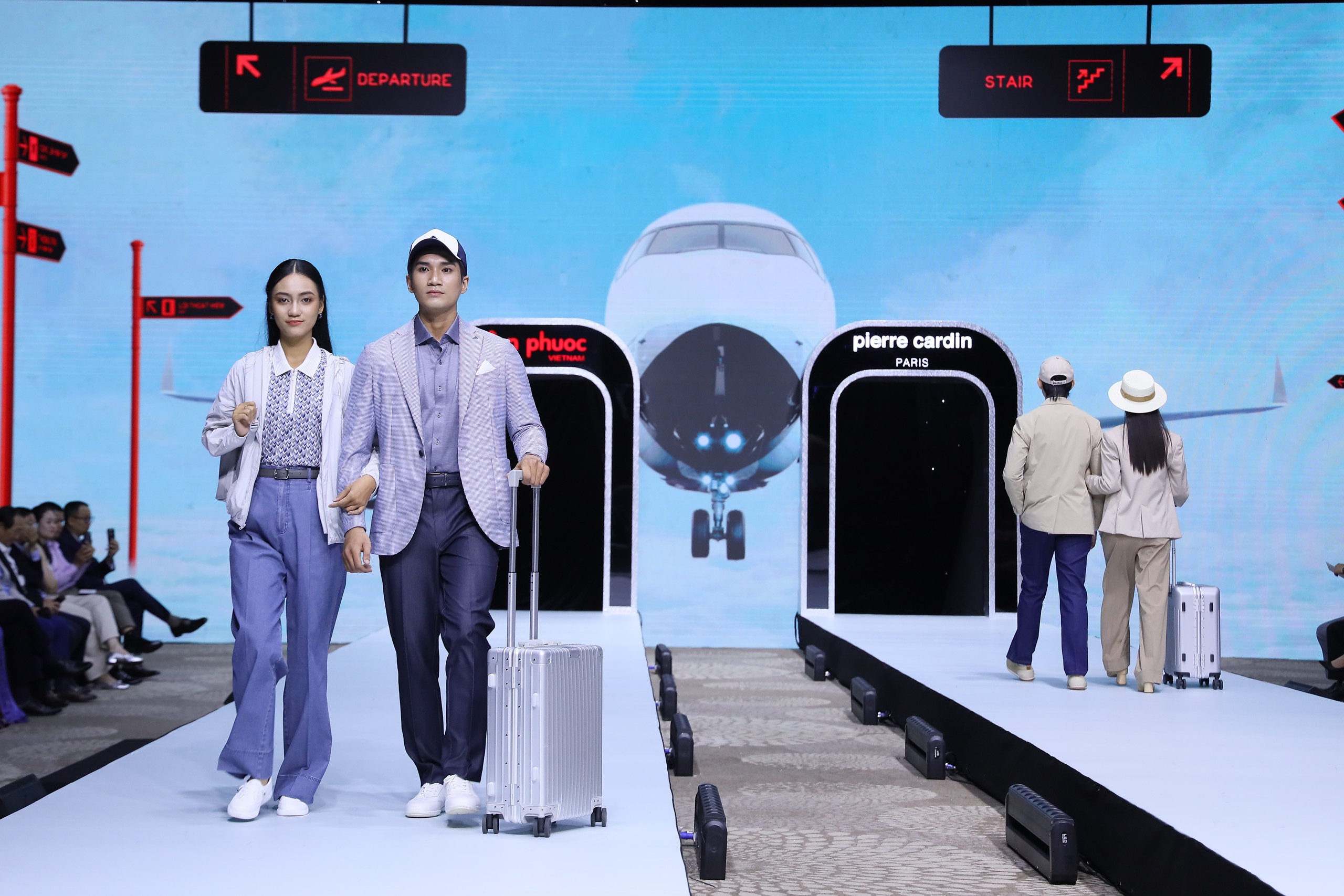 Á hậu Quỳnh Anh sánh đôi cùng Khoai Vũ - Ảnh 4.