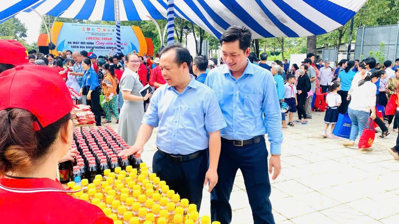 MTTQ phường B&igrave;nh Dương hướng về cơ sở , thắt chặt t&igrave;nh đo&agrave;n kết cộng đồng - Ảnh 1.