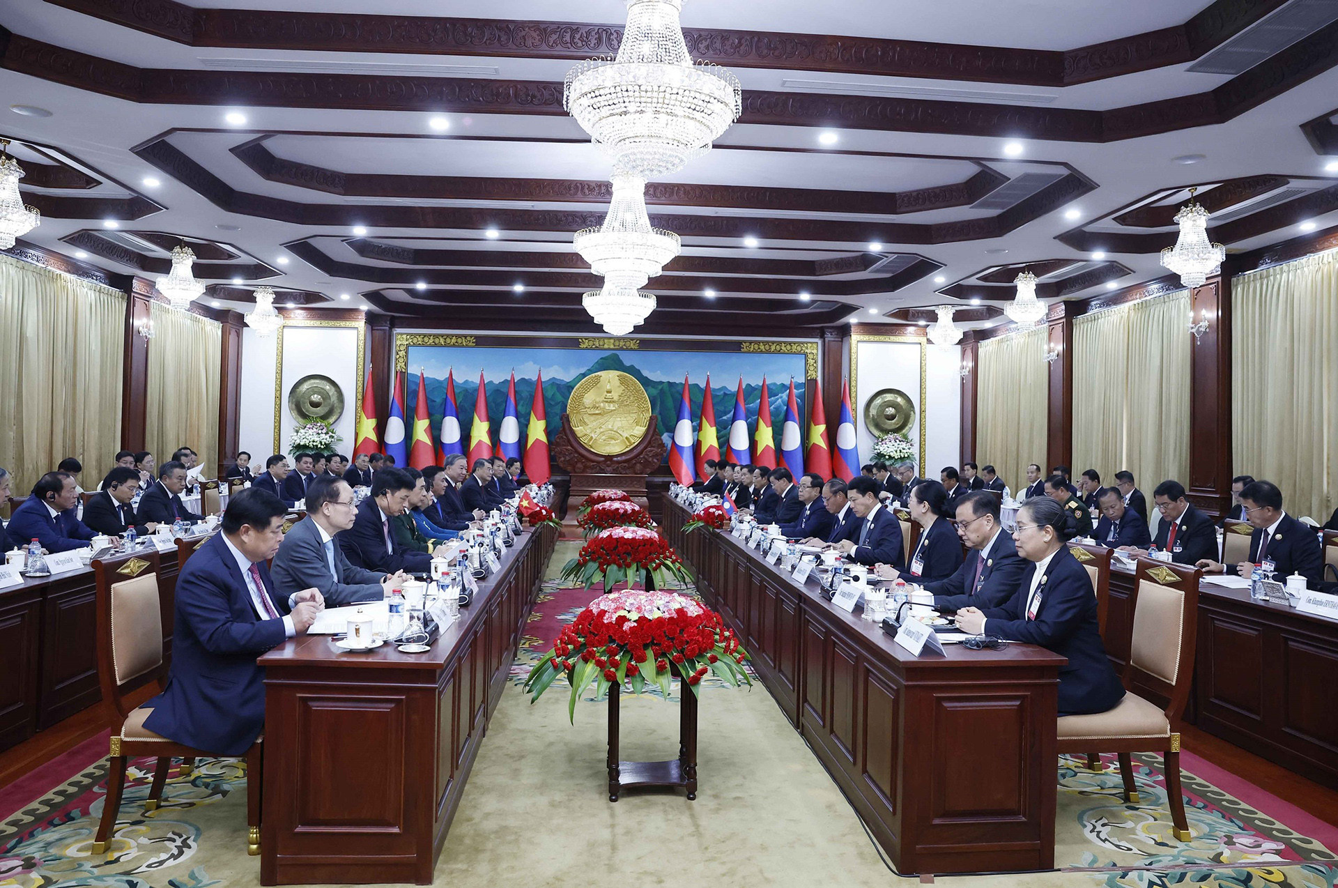 Lễ đón trọng thể Tổng Bí thư Tô Lâm và Phu nhân tại Vientiane , Lào - Ảnh 11.