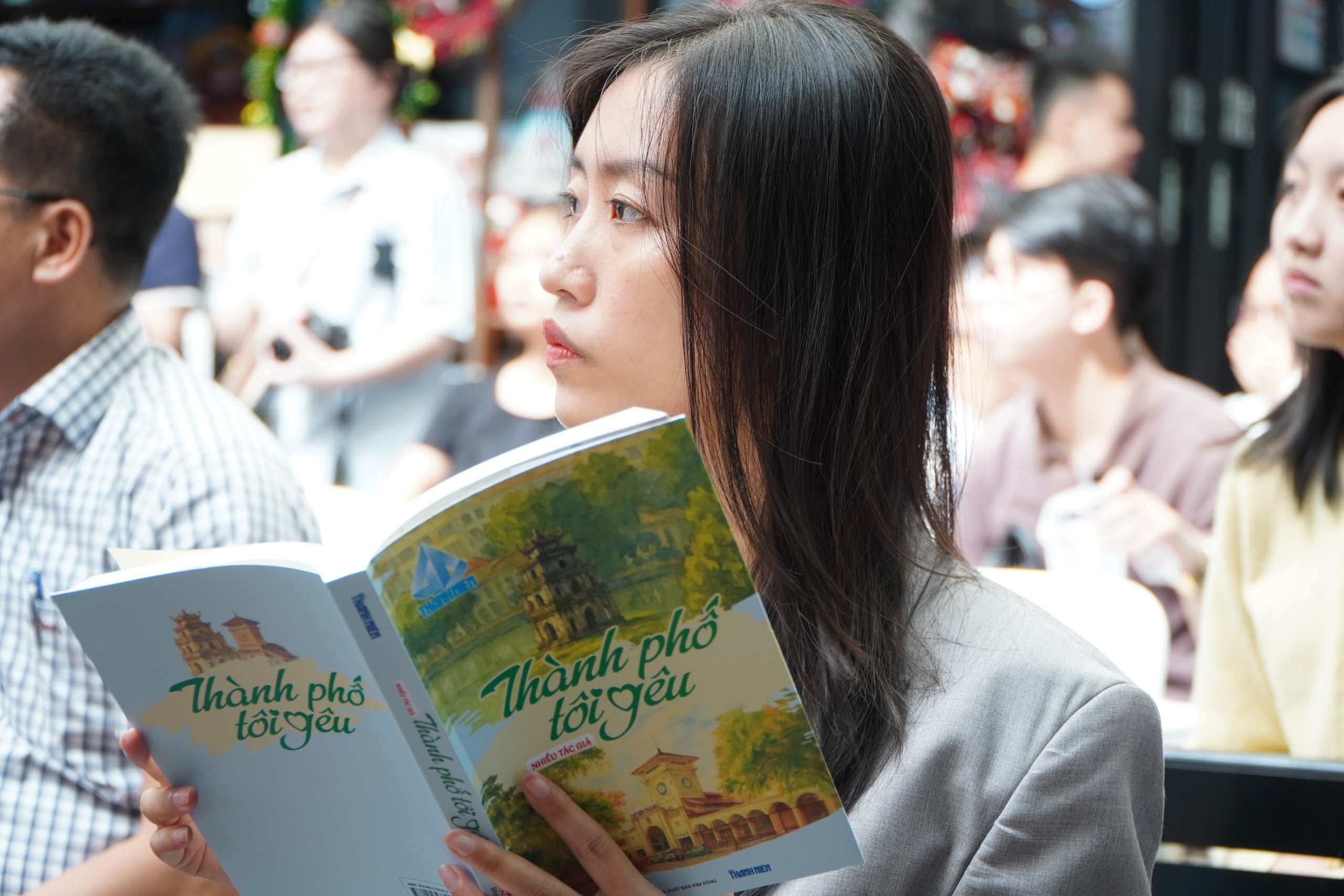 B&aacute;o Thanh Ni&ecirc;n ra mắt Tủ s&aacute;ch Thanh Nien Books - Ảnh 10.