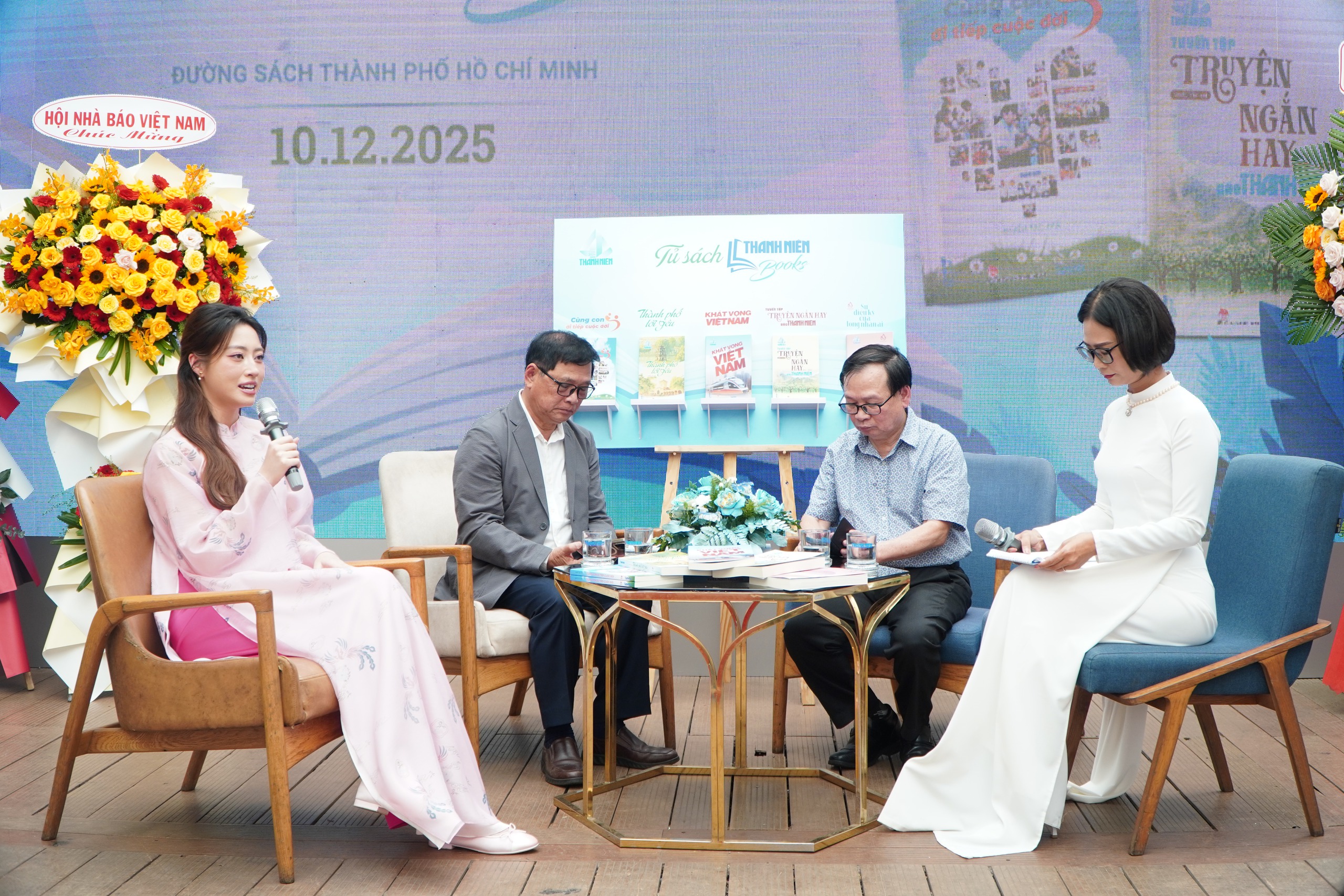 B&aacute;o Thanh Ni&ecirc;n ra mắt Tủ s&aacute;ch Thanh Nien Books - Ảnh 13.
