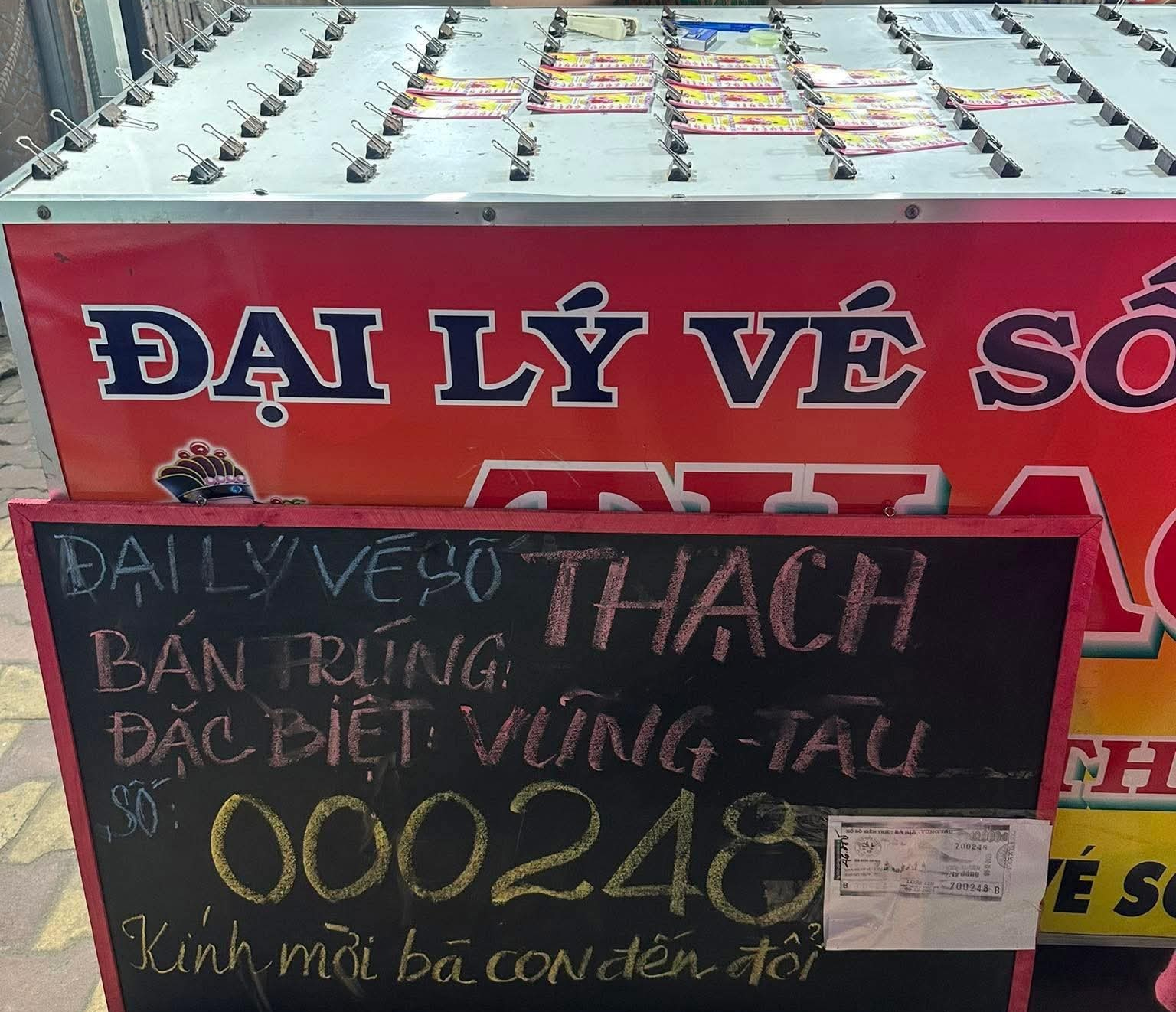 Đại l&yacute; Xổ số miền Nam t&igrave;m người tr&uacute;ng độc đắc 28 tỉ Đồng tại Đồng Nai - Ảnh 1.