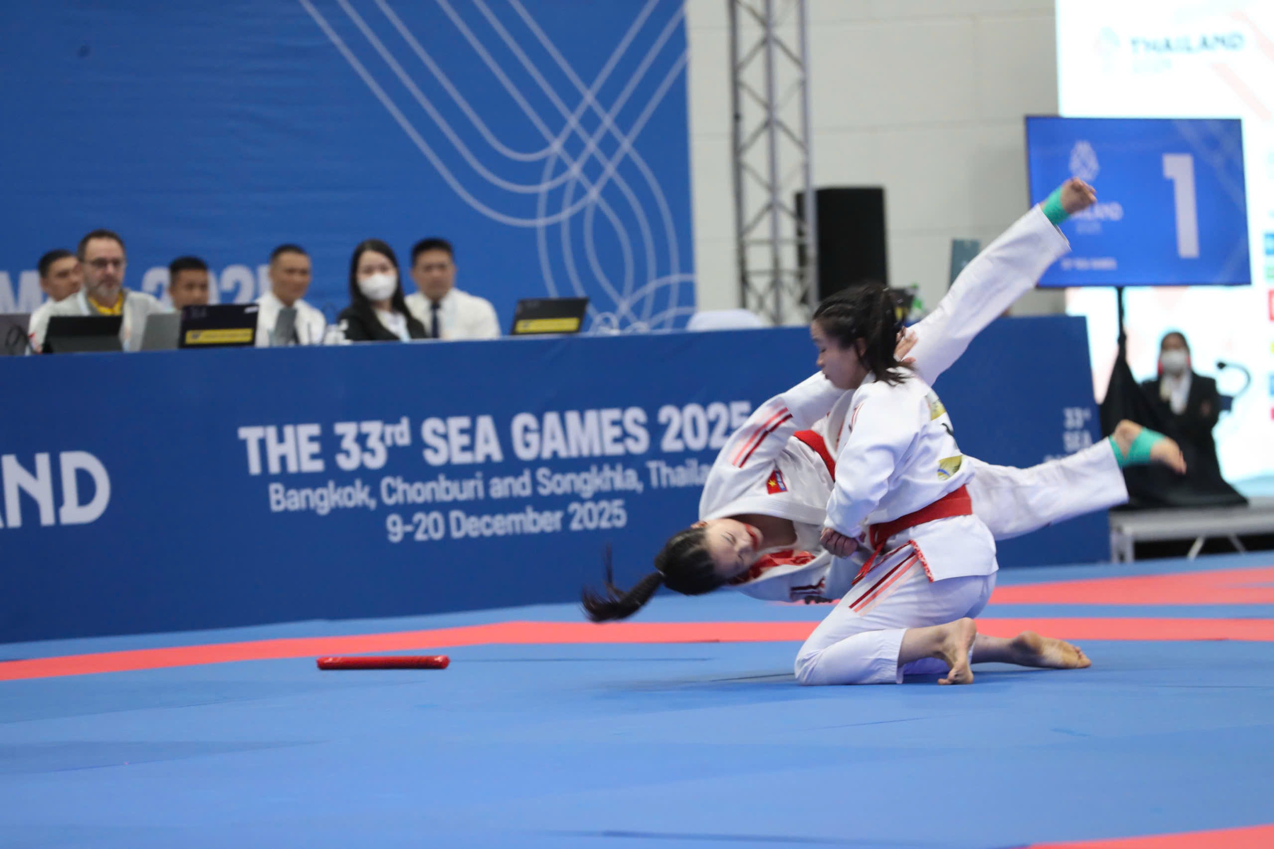 SEA Games 33 ng&agrave;y 10-12: Bơi bất ngờ c&oacute; tấm HCĐ tiếp sức nữ lịch sử - Ảnh 22.