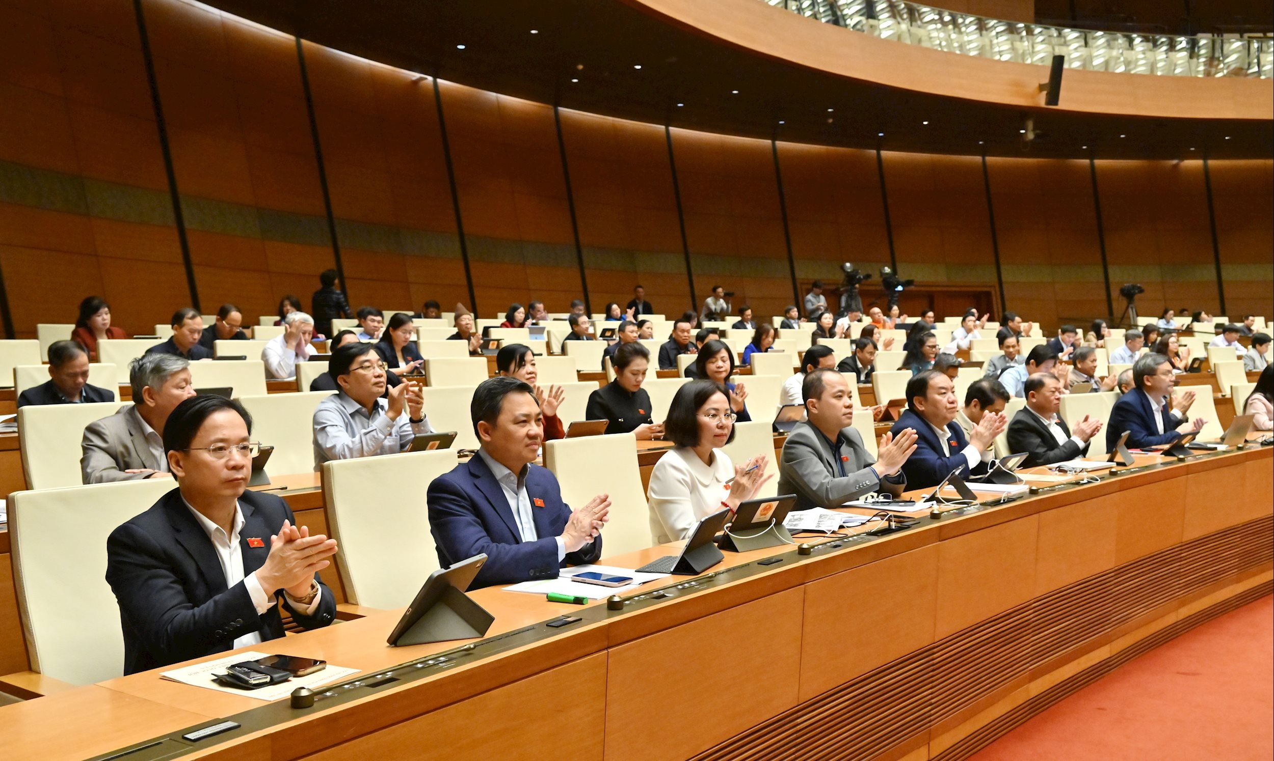 Th&ocirc;ng qua Luật B&aacute;o ch&iacute; - Ảnh 1.