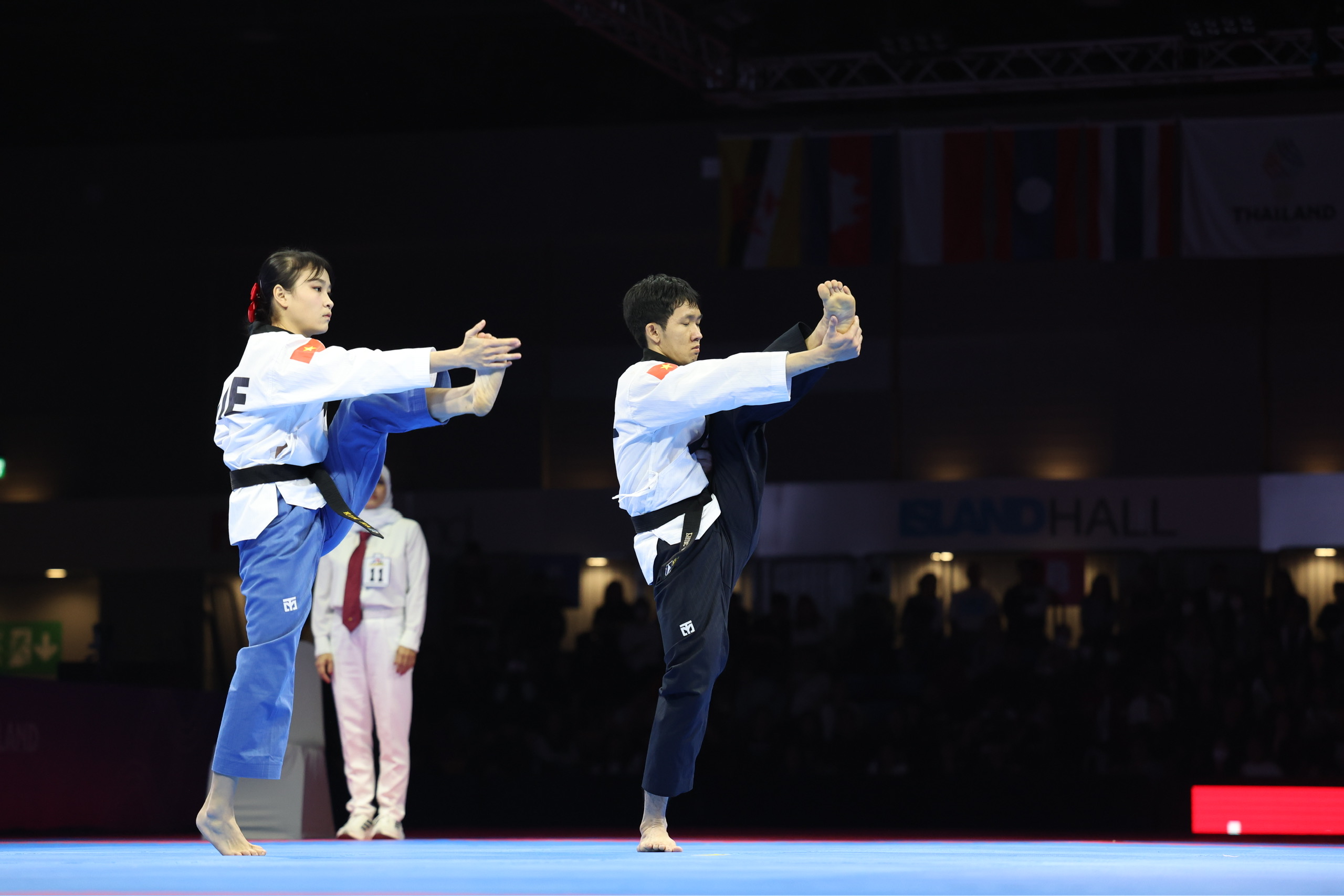 SEA Games 33 ng&agrave;y 10-12: Bơi bất ngờ c&oacute; tấm HCĐ tiếp sức nữ lịch sử - Ảnh 14.