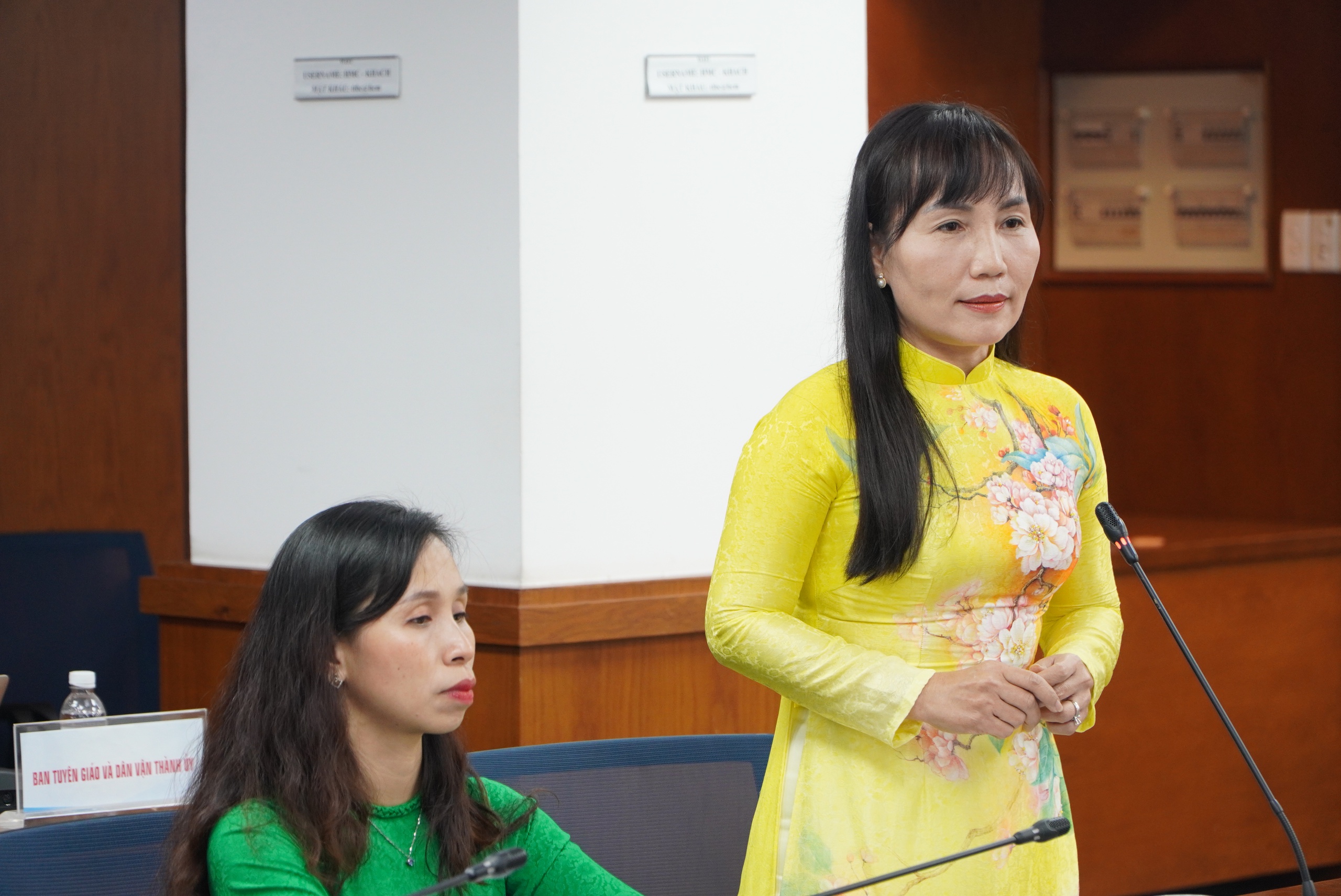 Hơn 300 đại biểu chính thức dự Đại hội đại biểu Phụ nữ TPHCM lần thứ I, nhiệm kỳ 2025 - 2030 - Ảnh 1.