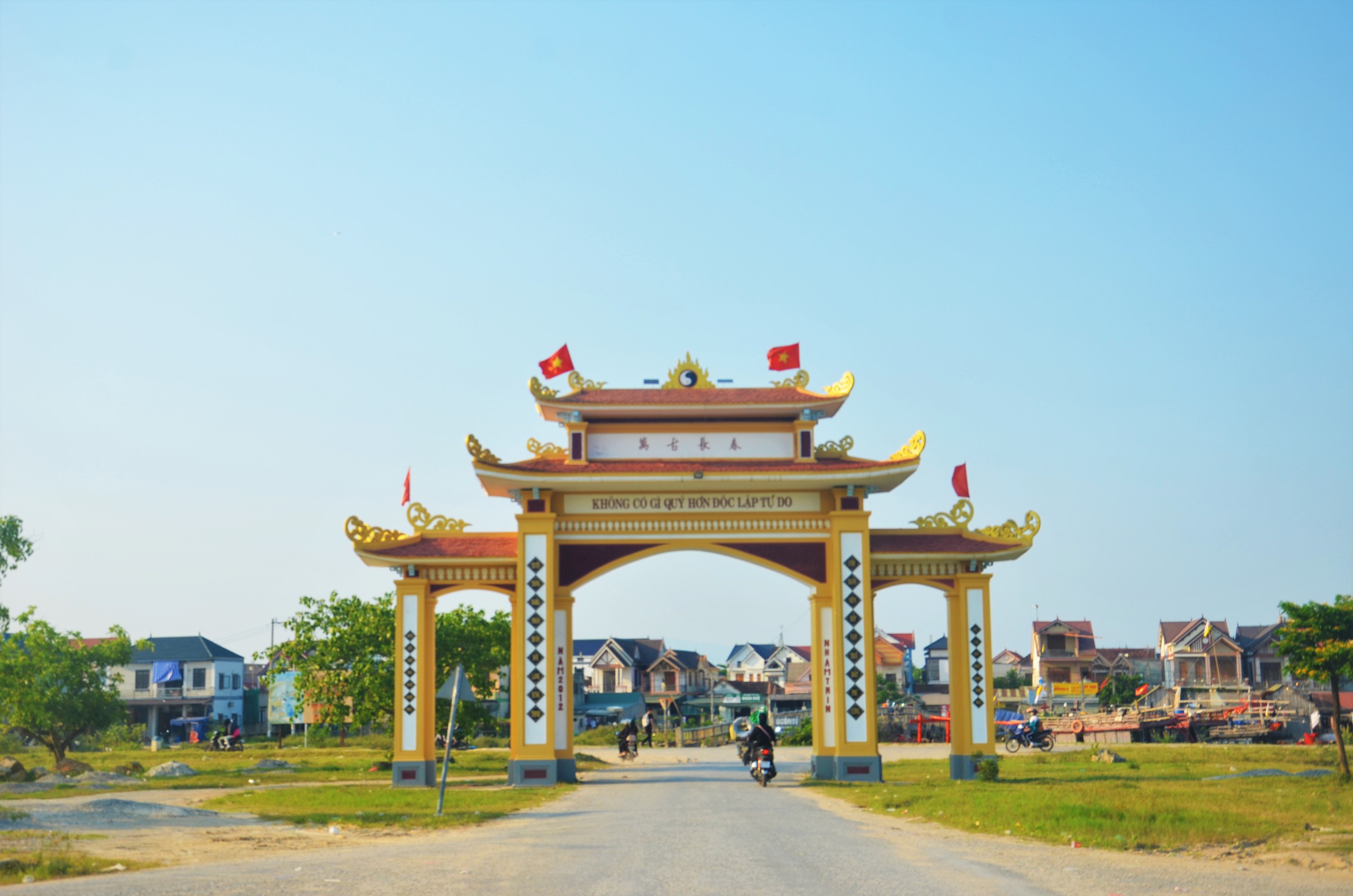 Mang ba l&ocirc; rời qu&ecirc; ngh&egrave;o, nhiều lao động mang tri thức trở về mở lối tương lai - Ảnh 3.