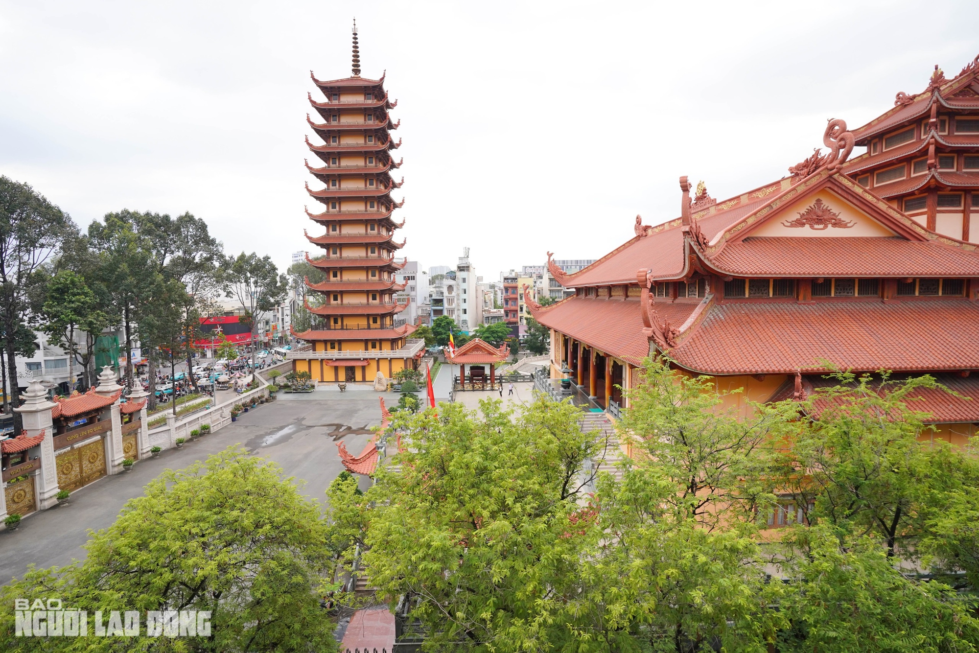 Ngắm nh&agrave; h&aacute;t H&ograve;a B&igrave;nh tuyệt đẹp trong tấm &aacute;o mới trị gi&aacute; hơn 270 tỉ đồng - Ảnh 20.