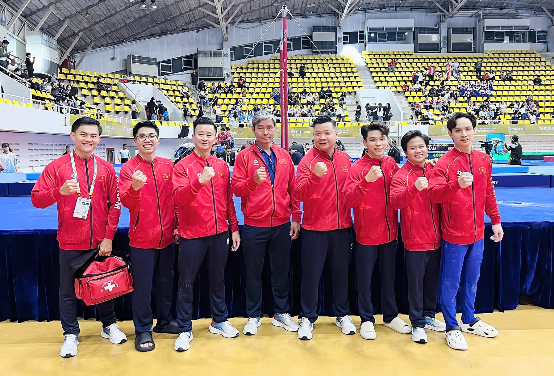 SEA Games 33 ngày 11-12: HCV bơi tiếp sức "khóa đuôi" ngày vàng - Ảnh 2.
