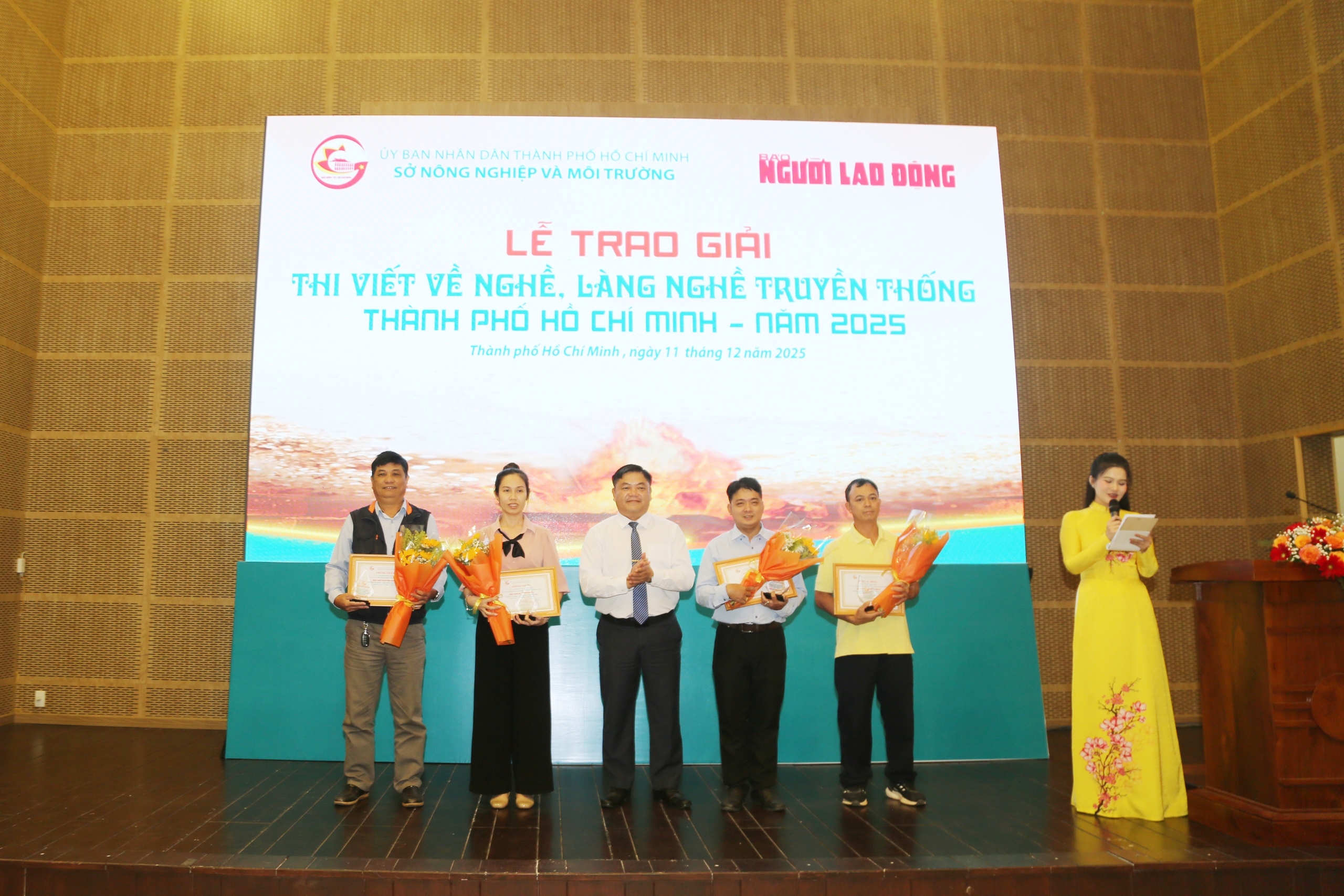 Trao giải Cuộc thi viết về nghề, l&agrave;ng nghề truyền thống TPHCM năm 2025 - Ảnh 7.