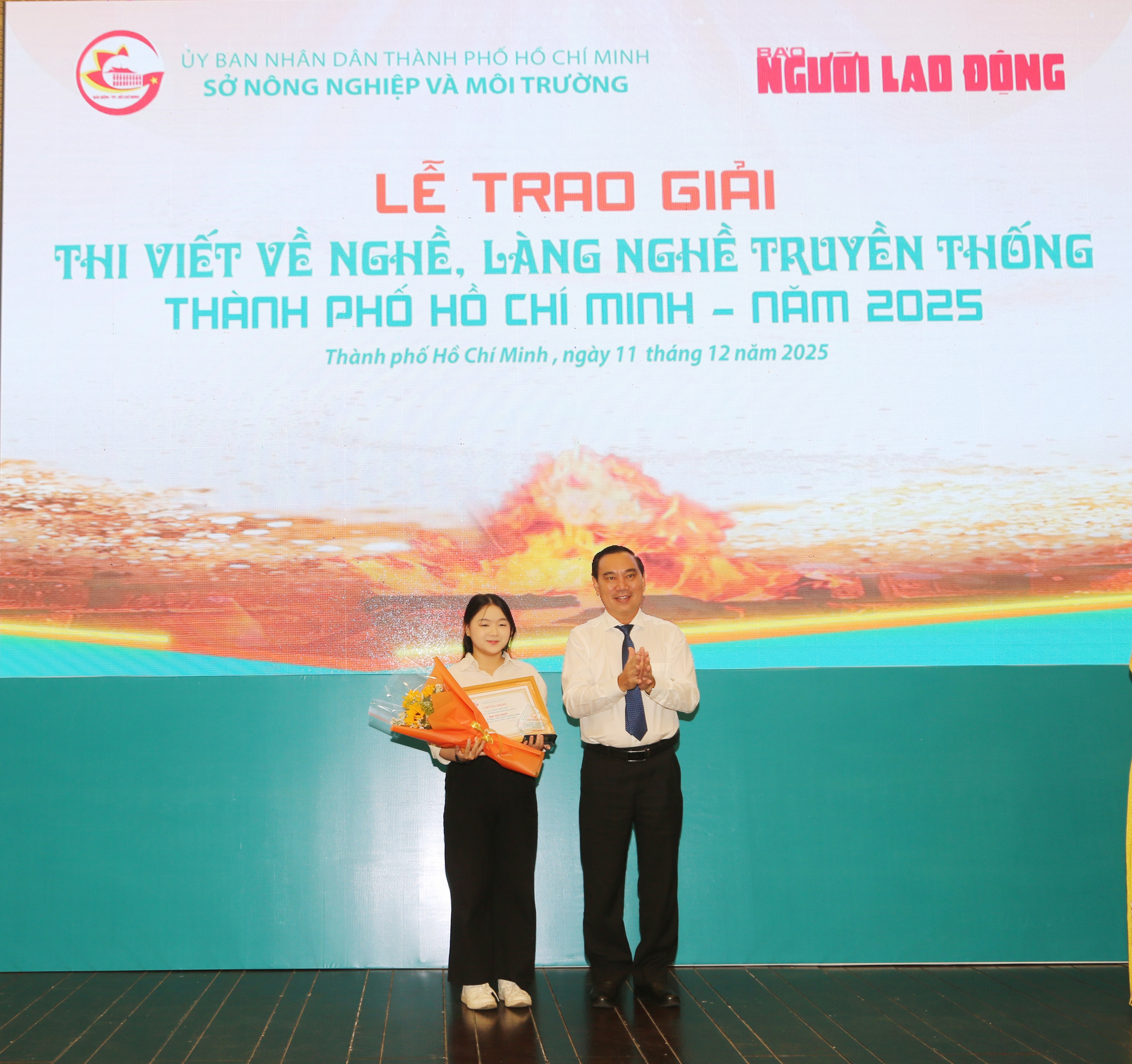 Trao giải Cuộc thi viết về nghề, l&agrave;ng nghề truyền thống TPHCM năm 2025 - Ảnh 3.