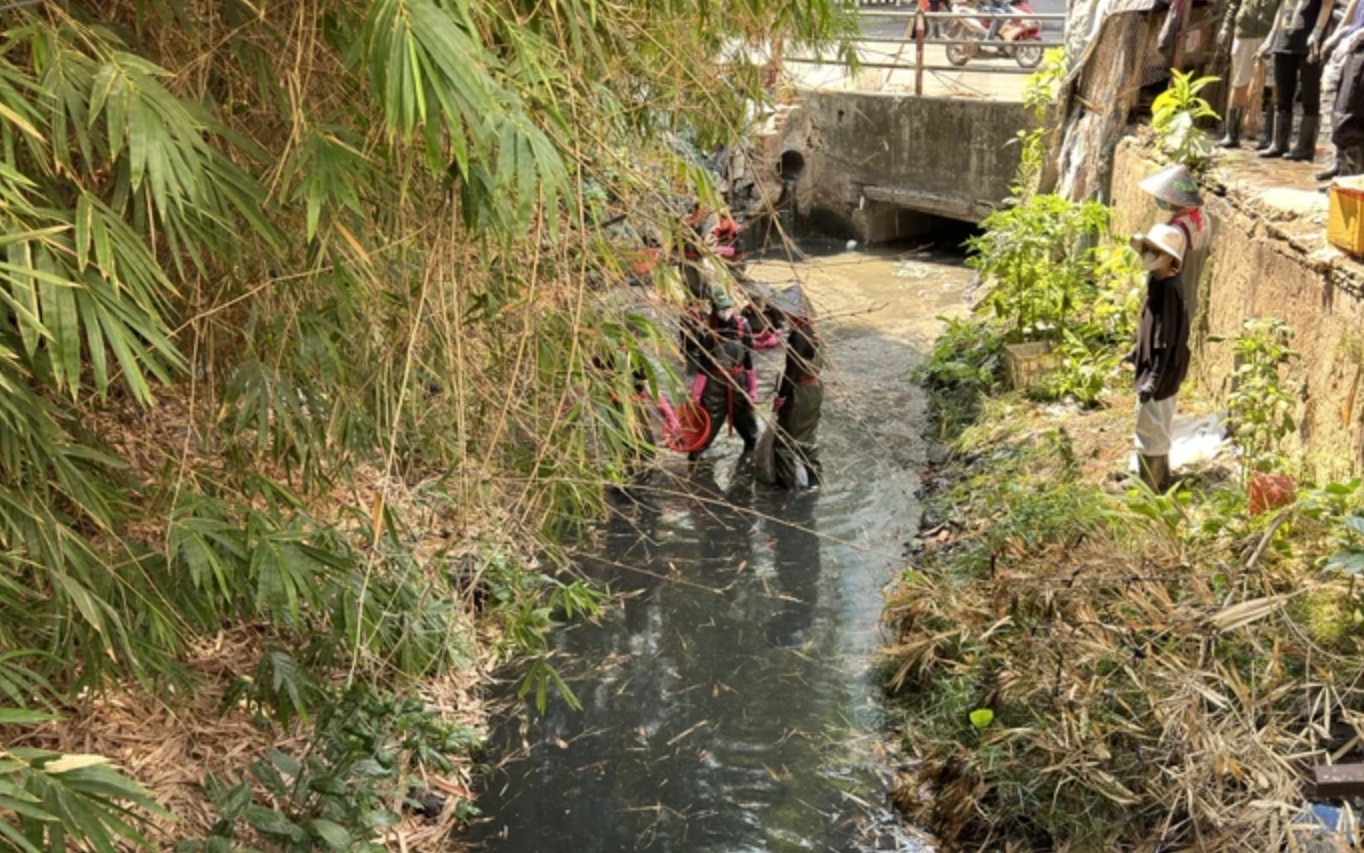Bàn giao mặt bằng để thi công kênh thoát nước cho sân bay Tân Sơn Nhất