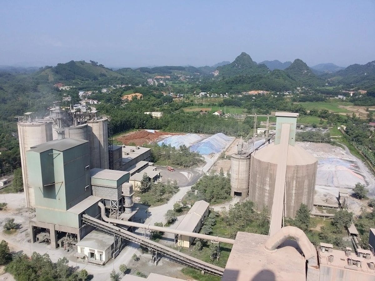 Chuyển Bộ C&ocirc;ng an điều tra vụ vi phạm tại dự &aacute;n xi măng Quang Sơn - Ảnh 1.