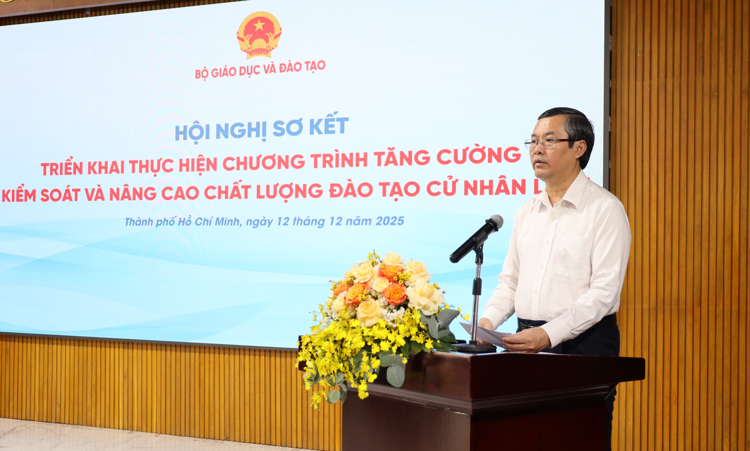 Đột ph&aacute; chất lượng cử nh&acirc;n luật với Chương tr&igrave;nh 1056 - Ảnh 1.
